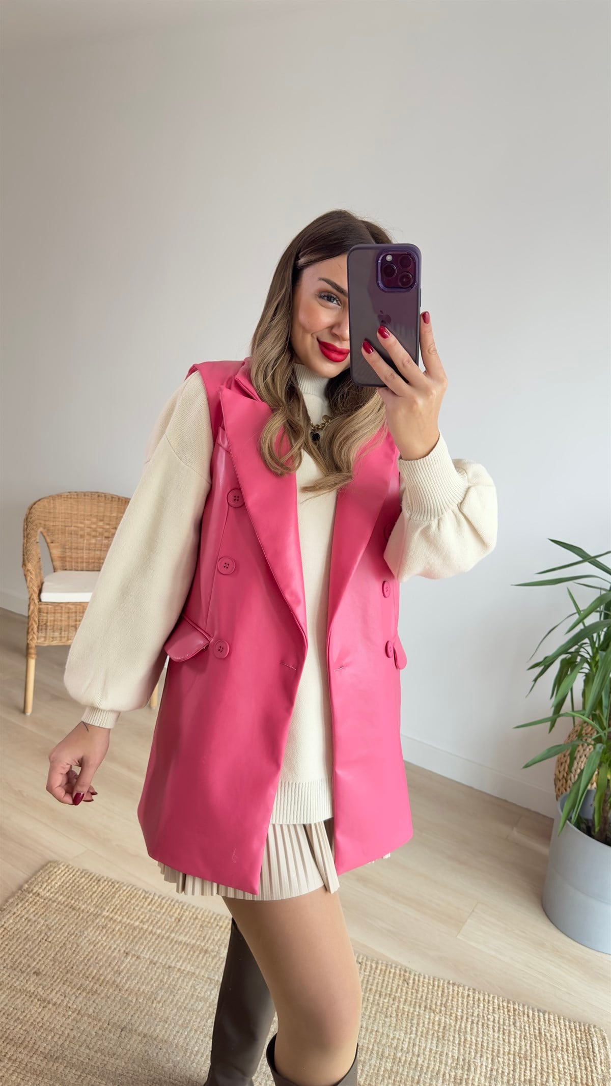 Pembe Deri Yelek