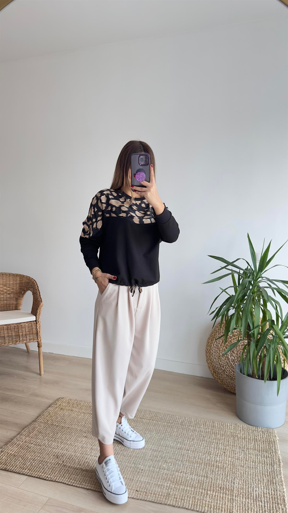 Beli Büzgülü Leopar Desen Sweat
