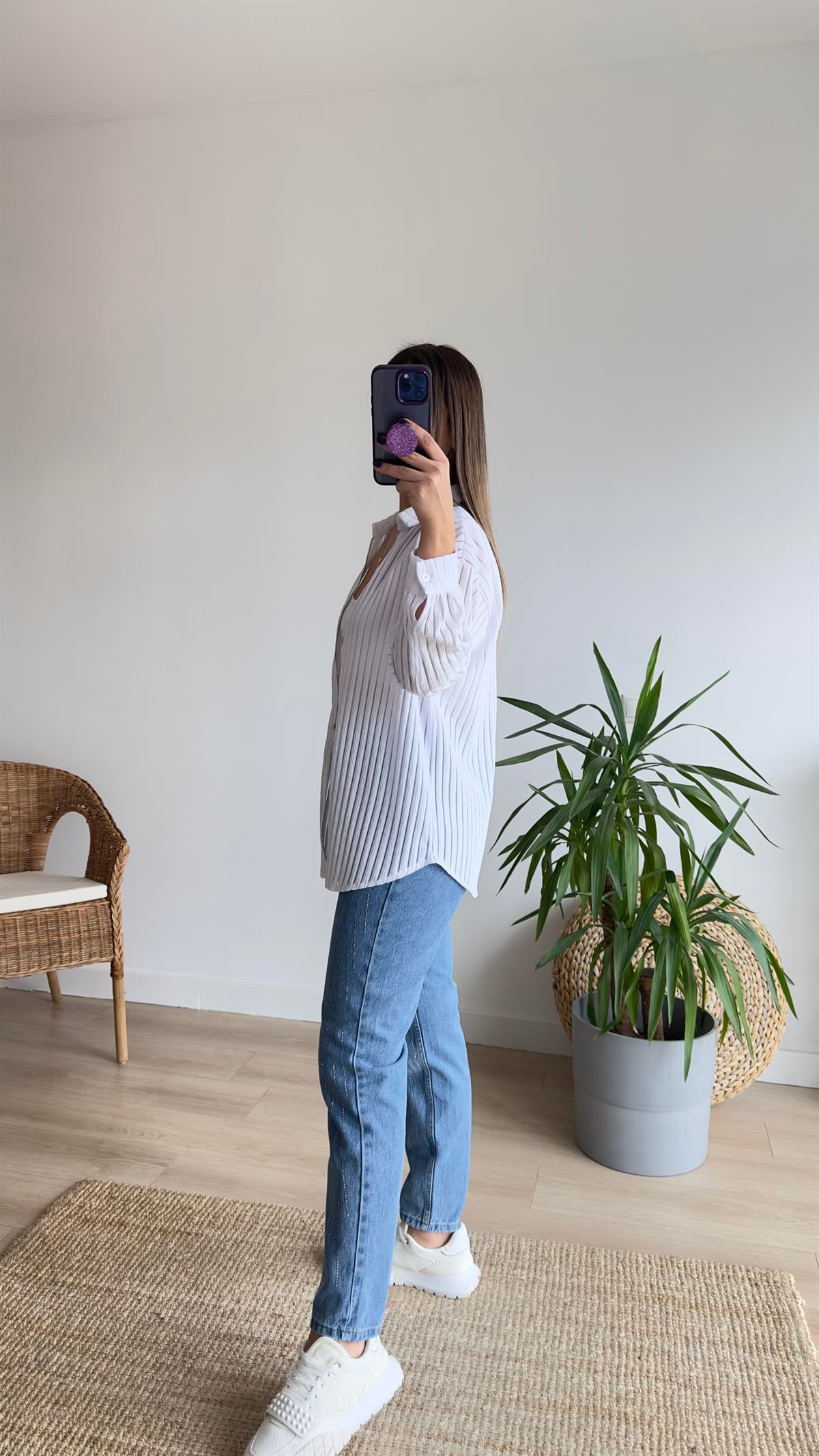 Fermuarlı Şerit Detay Beyaz Ceket