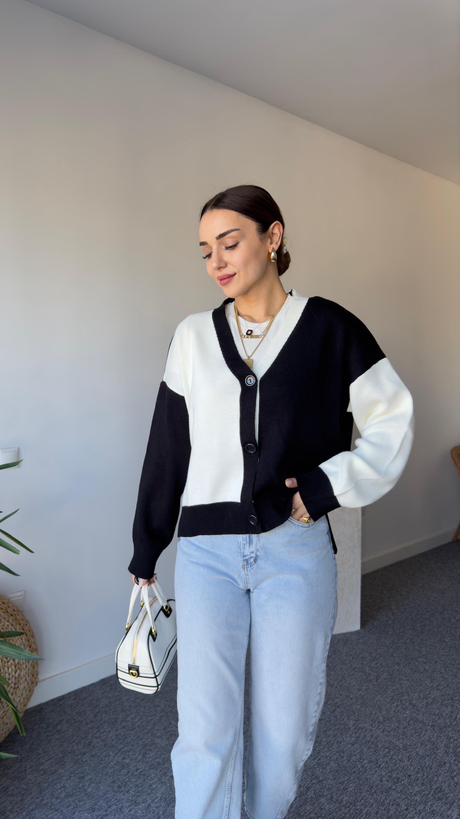 Rina Marka Model Çift Renk Hırka