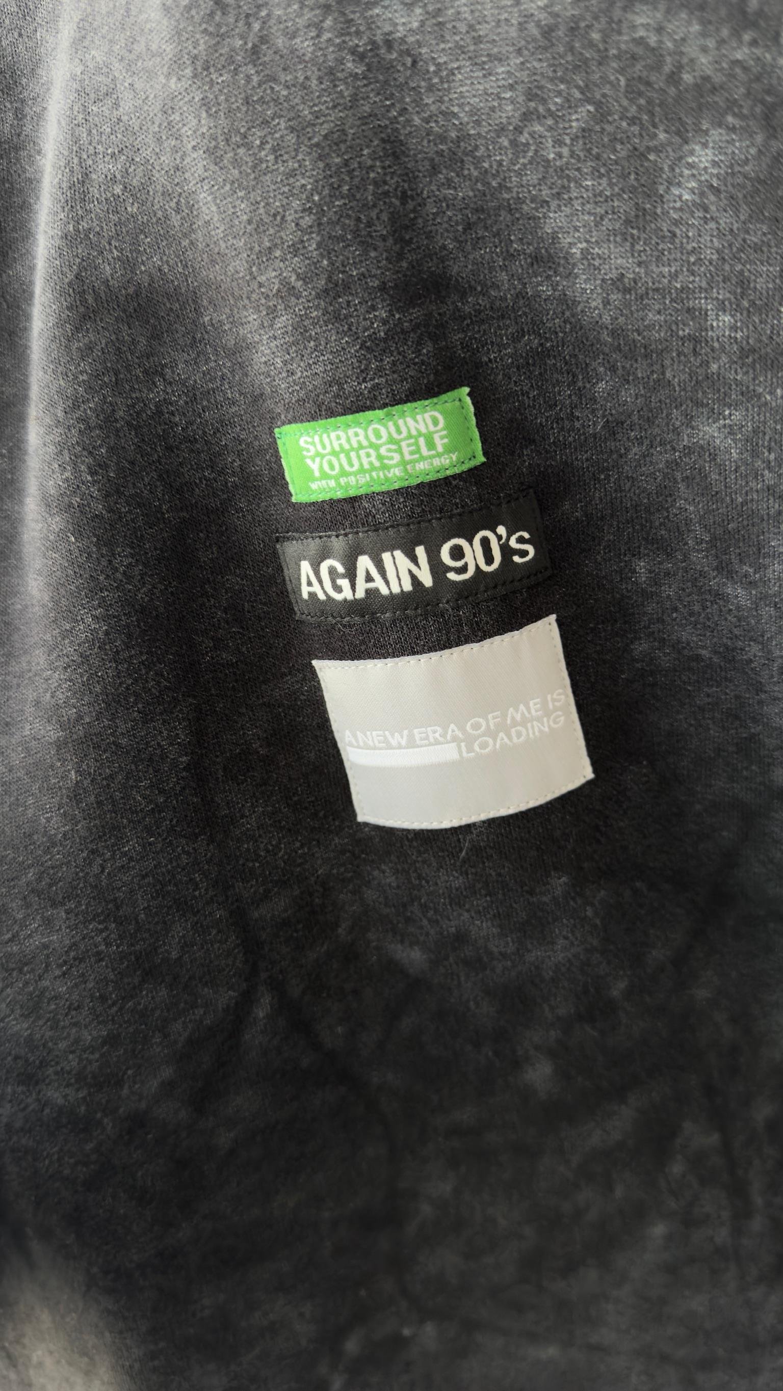 Altı Kotlu Düğme Detaylı Sweatshirt