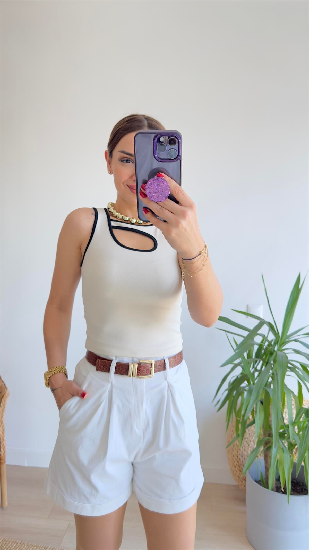 Pencere Detaylı Ekru Atlet