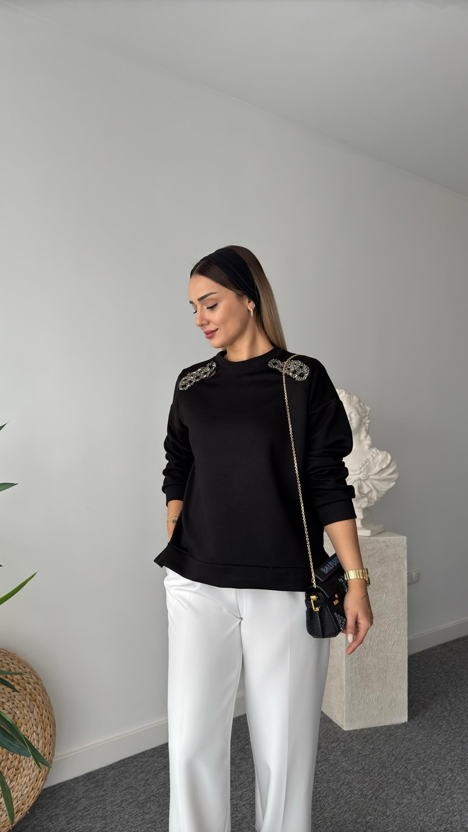 Yamil Marka Model Taş İşlemeli Modal Sweat