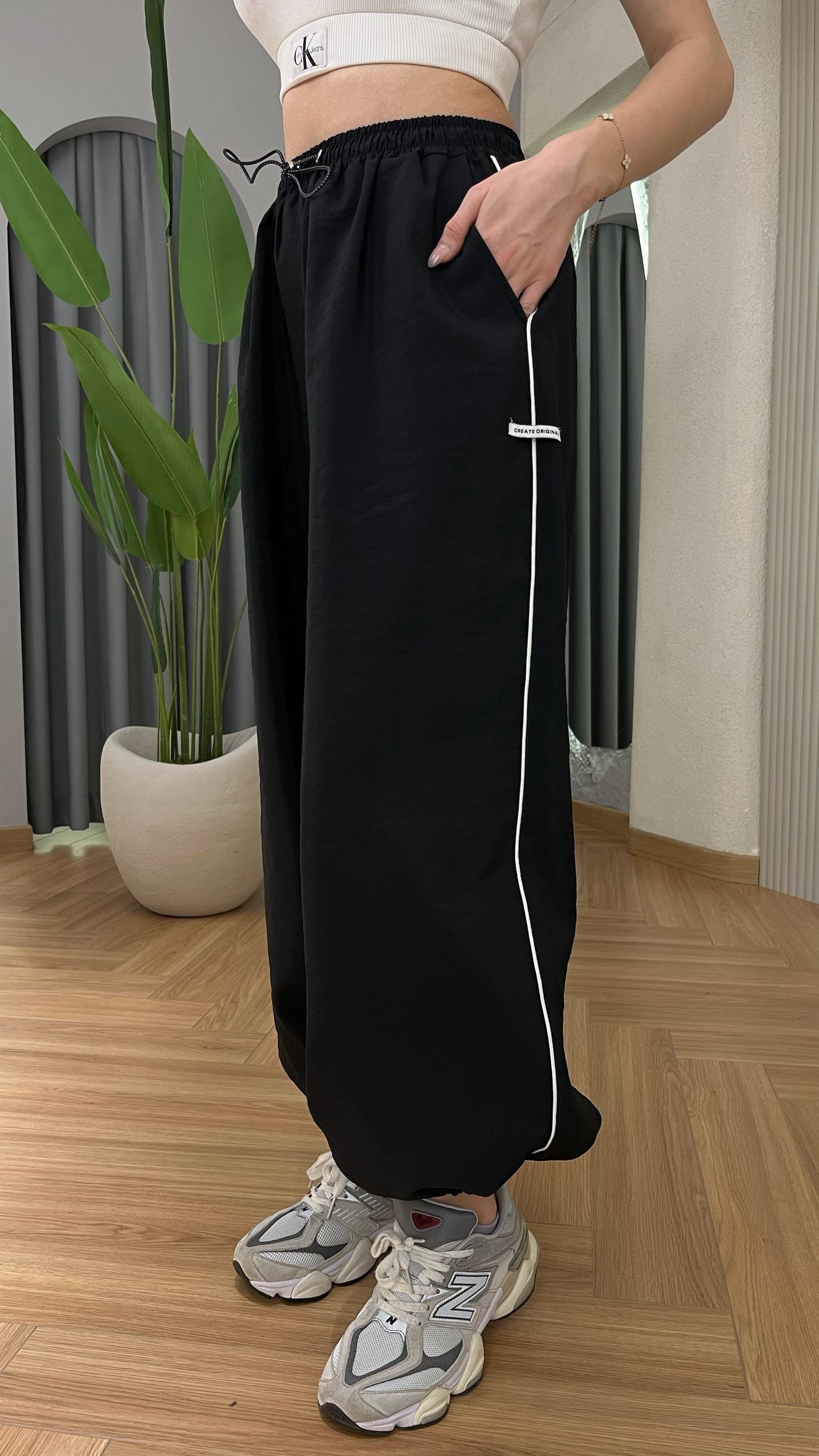Puli Beyaz Biye Geçişli Pantolon