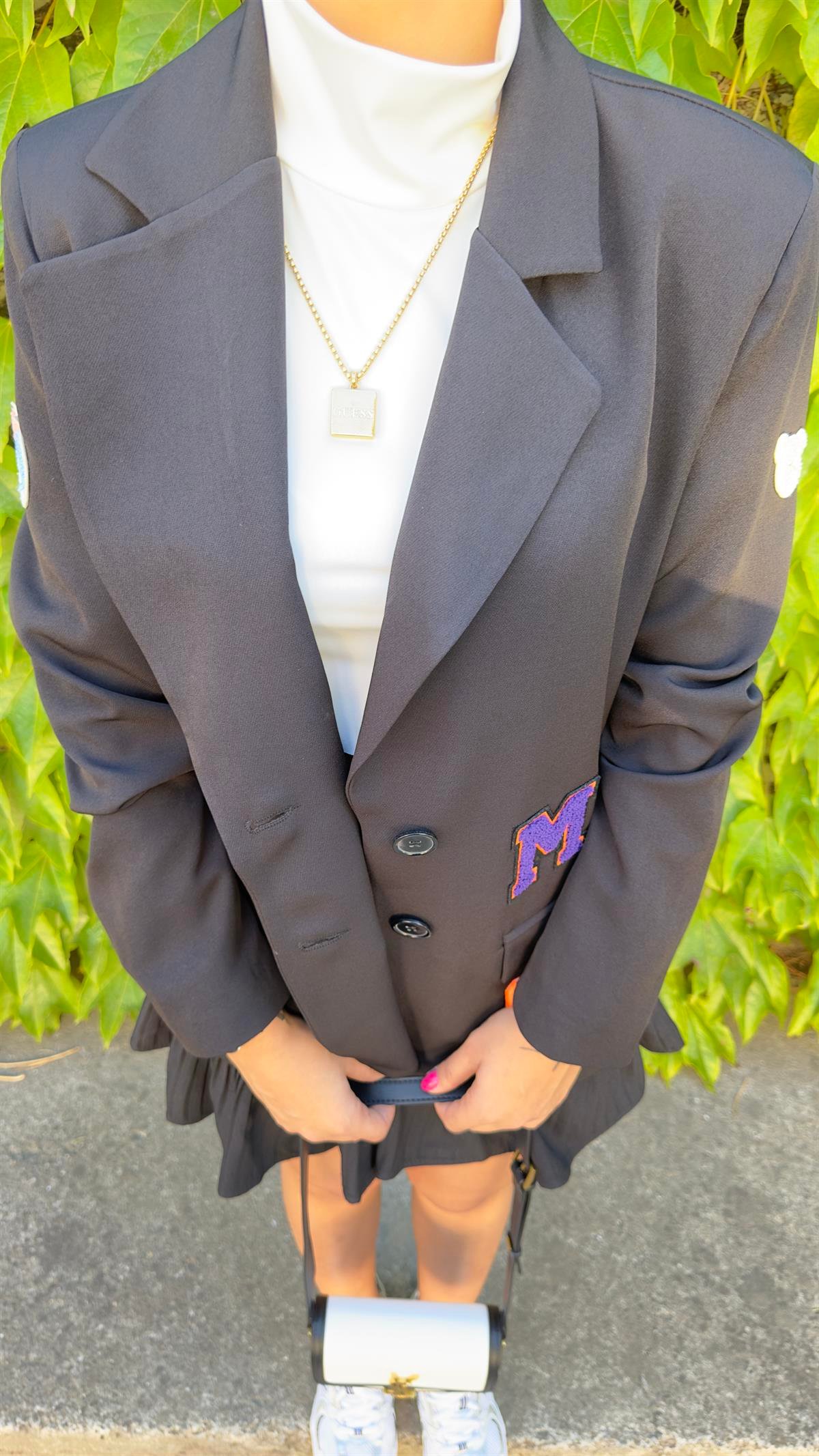 Harf İşlemeli Siyah Blazer Ceket