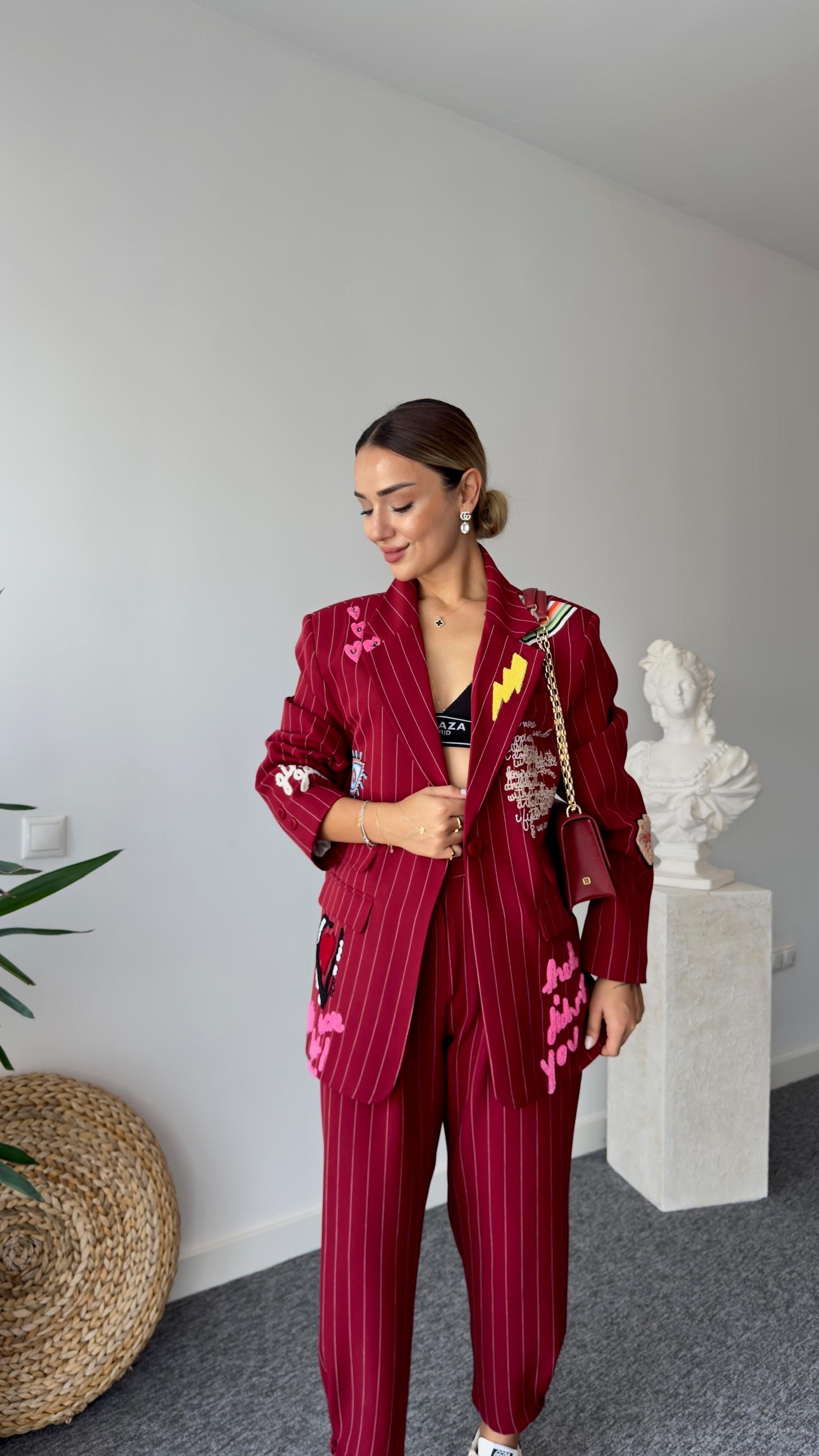 Nadia Nakış Detaylı Tasarım Blazer Ceket