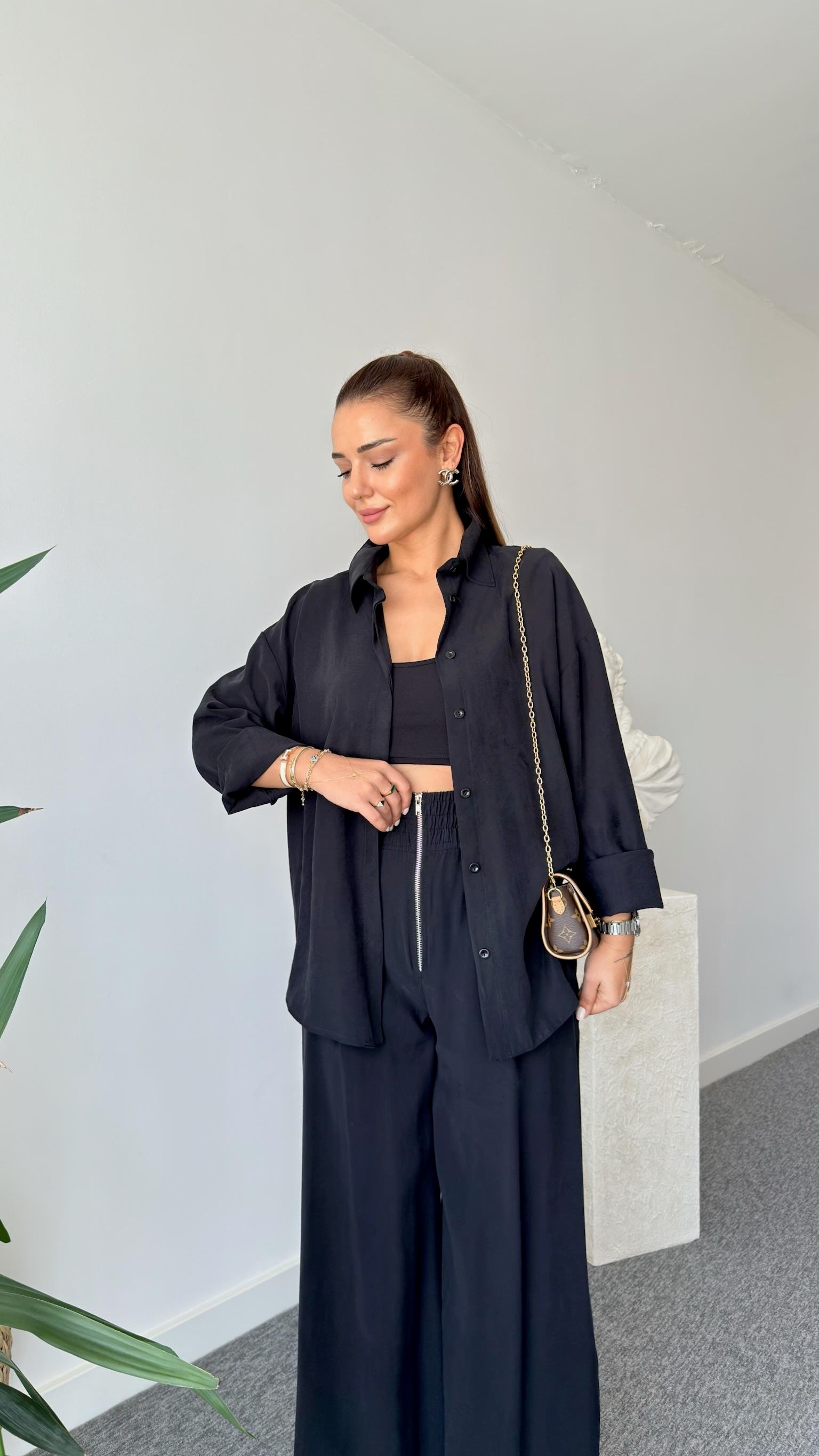 Siyah Zegan Sırt Fermuarlı Tensel Takım