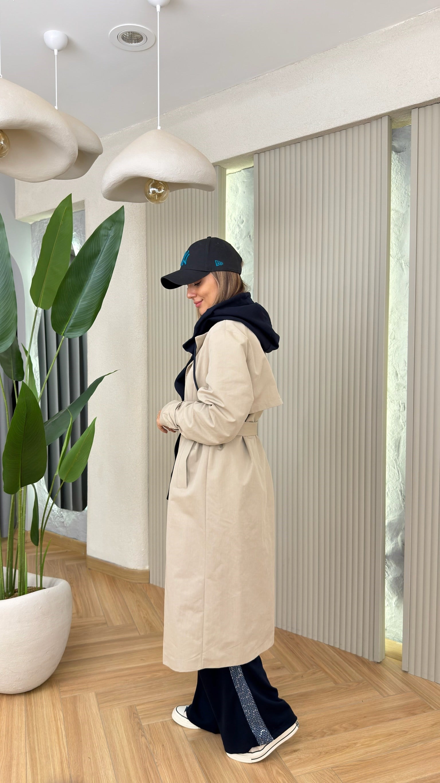 Çıkartılabilir Kapüşonlu Premium Trençkot
