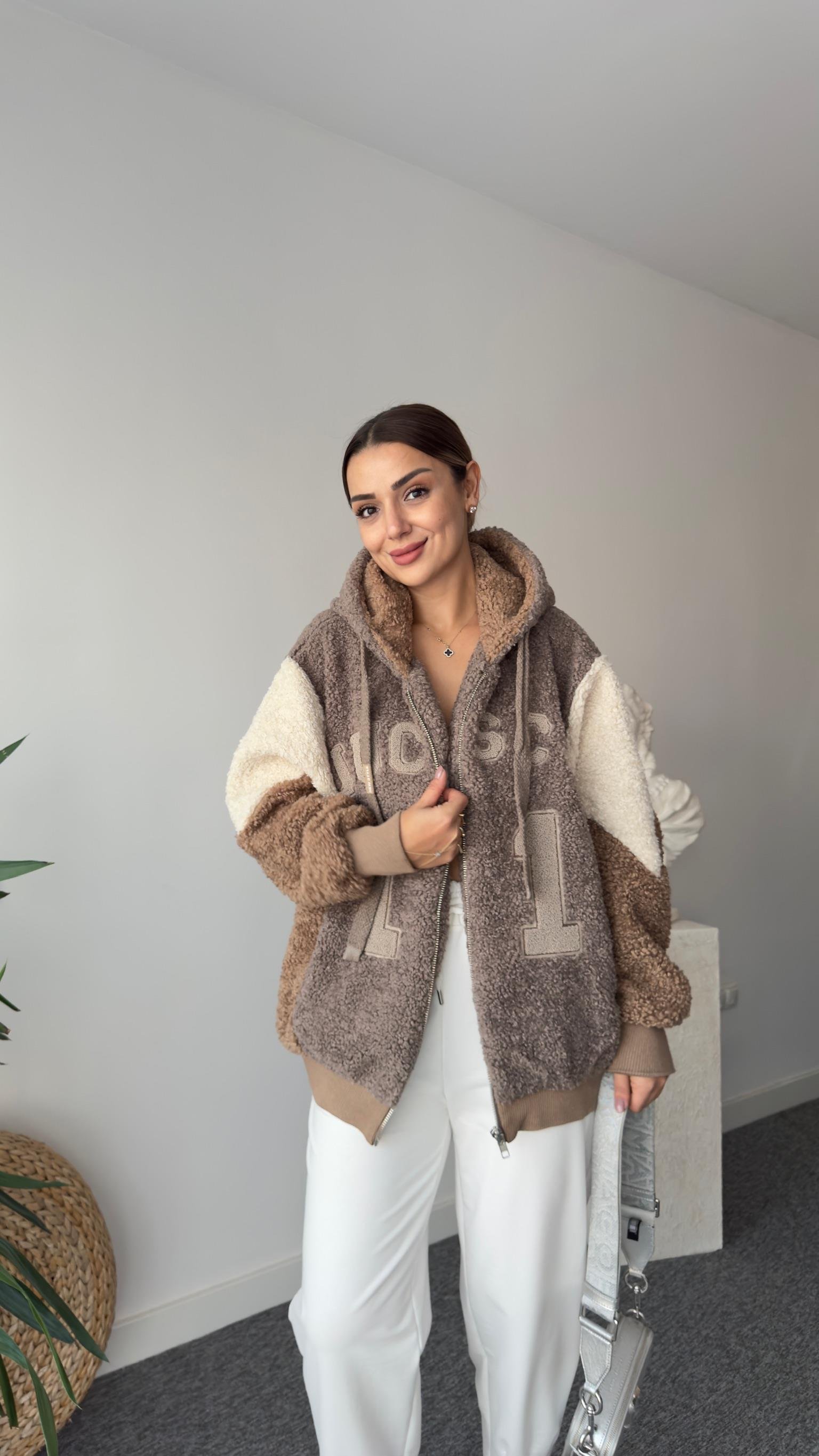 Premıum Yazı Detaylı Kahve Peluş Mont