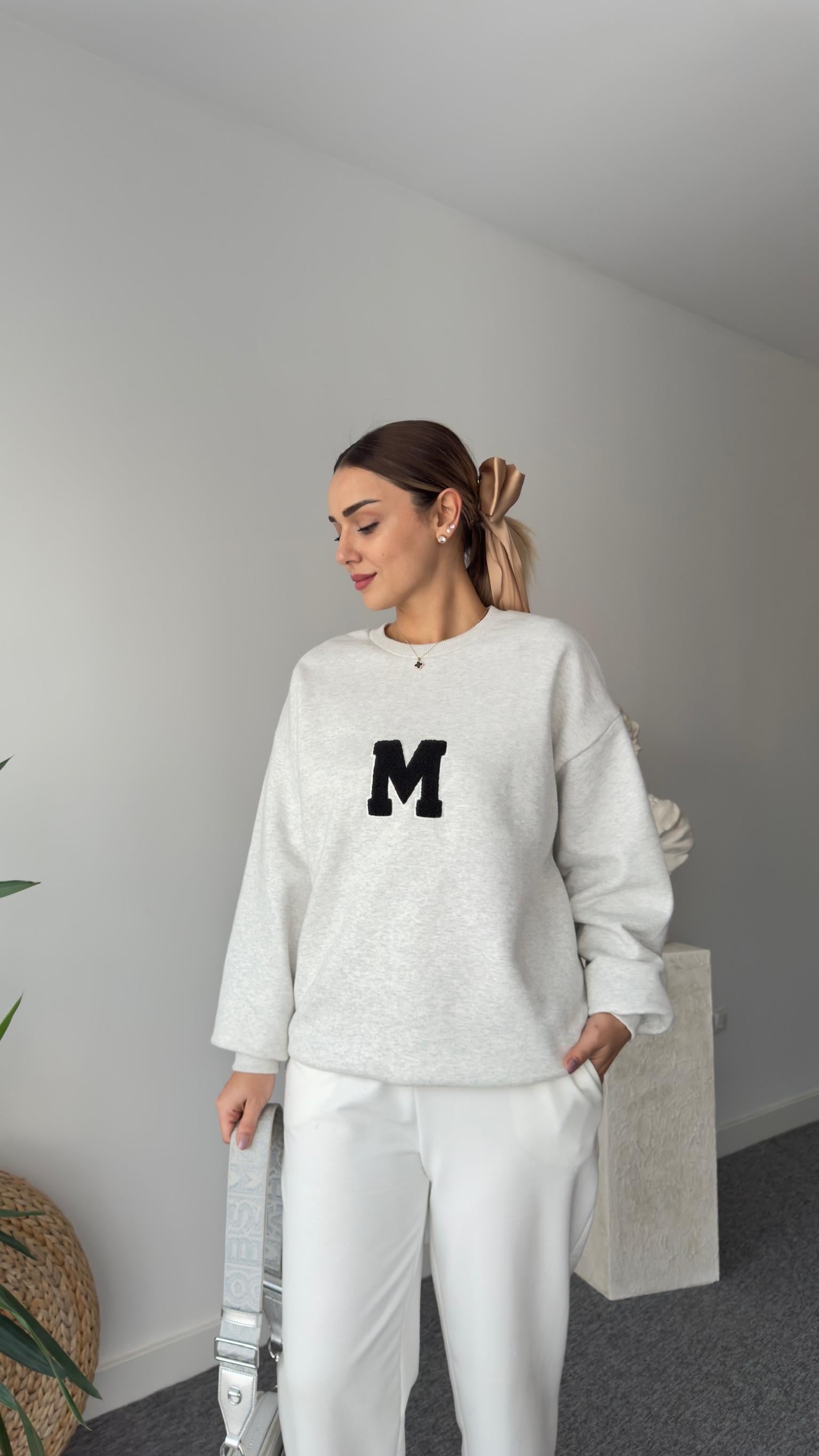 M Nakışlı Sırt Baskılı Gri Sweatshirt