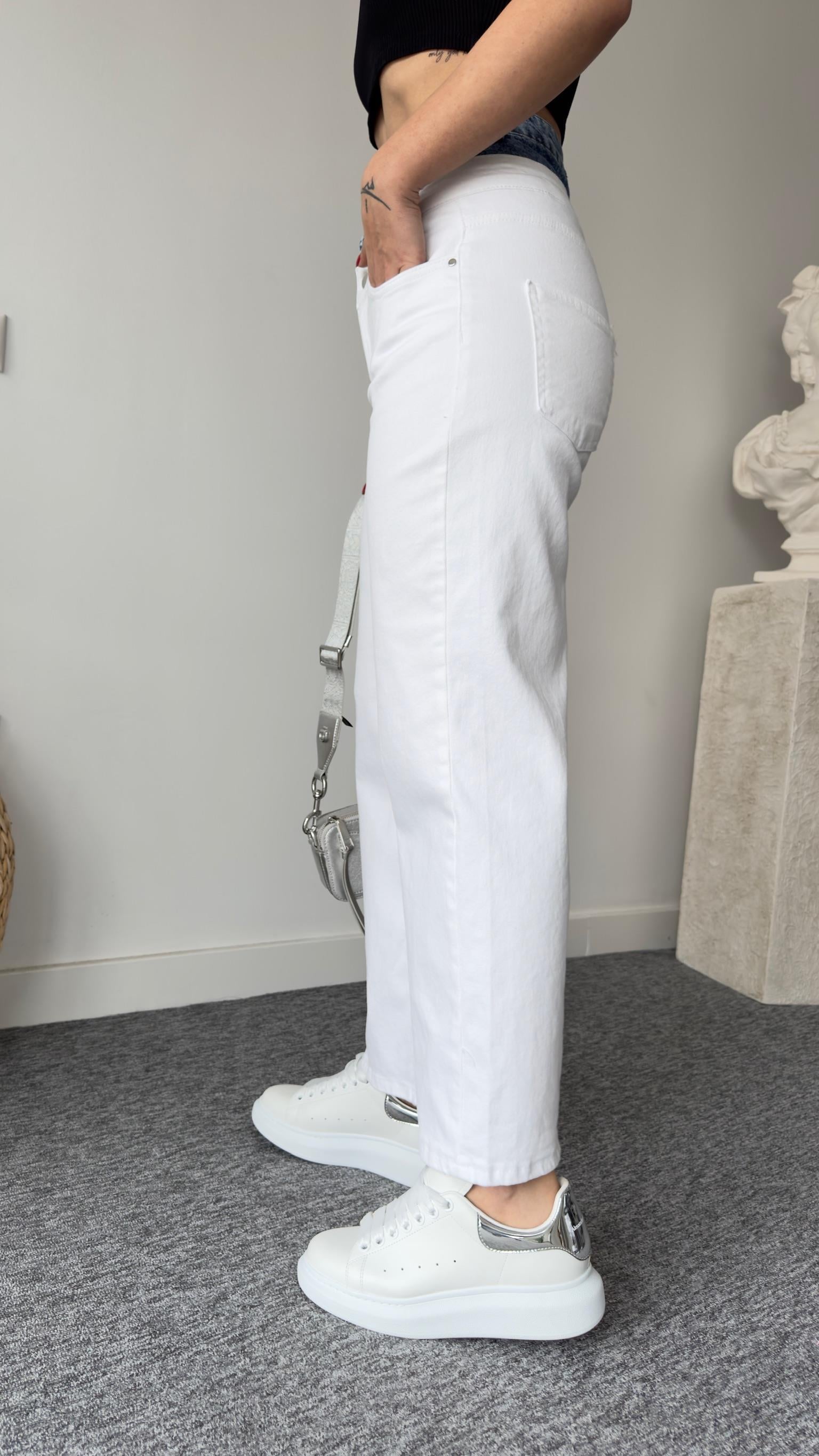 Tws Model Bel Detaylı Beyaz Jean