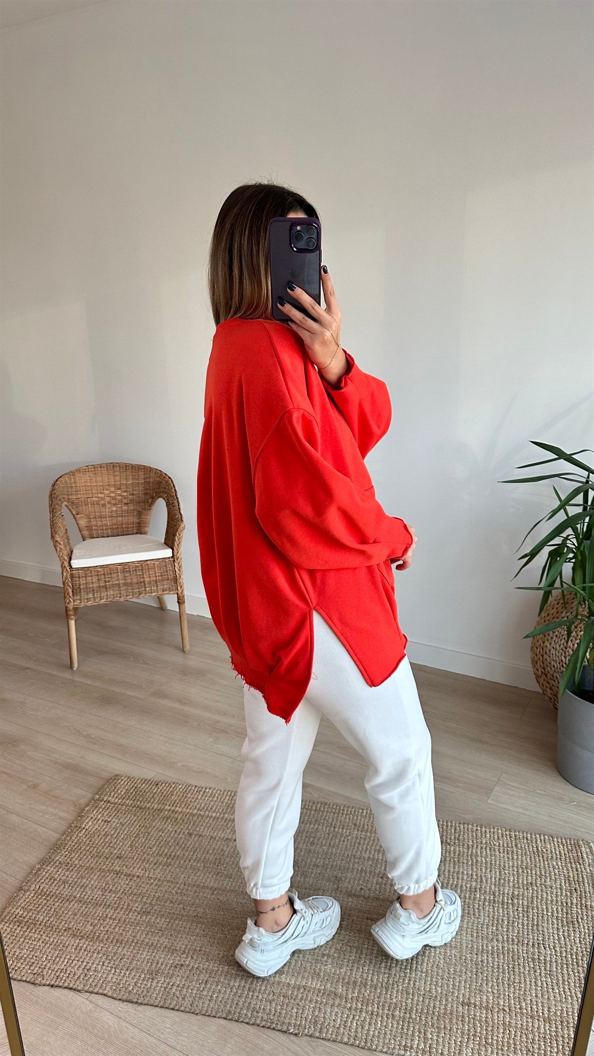 Pileli Yanları Yırtmaçlı Turuncu Sweat