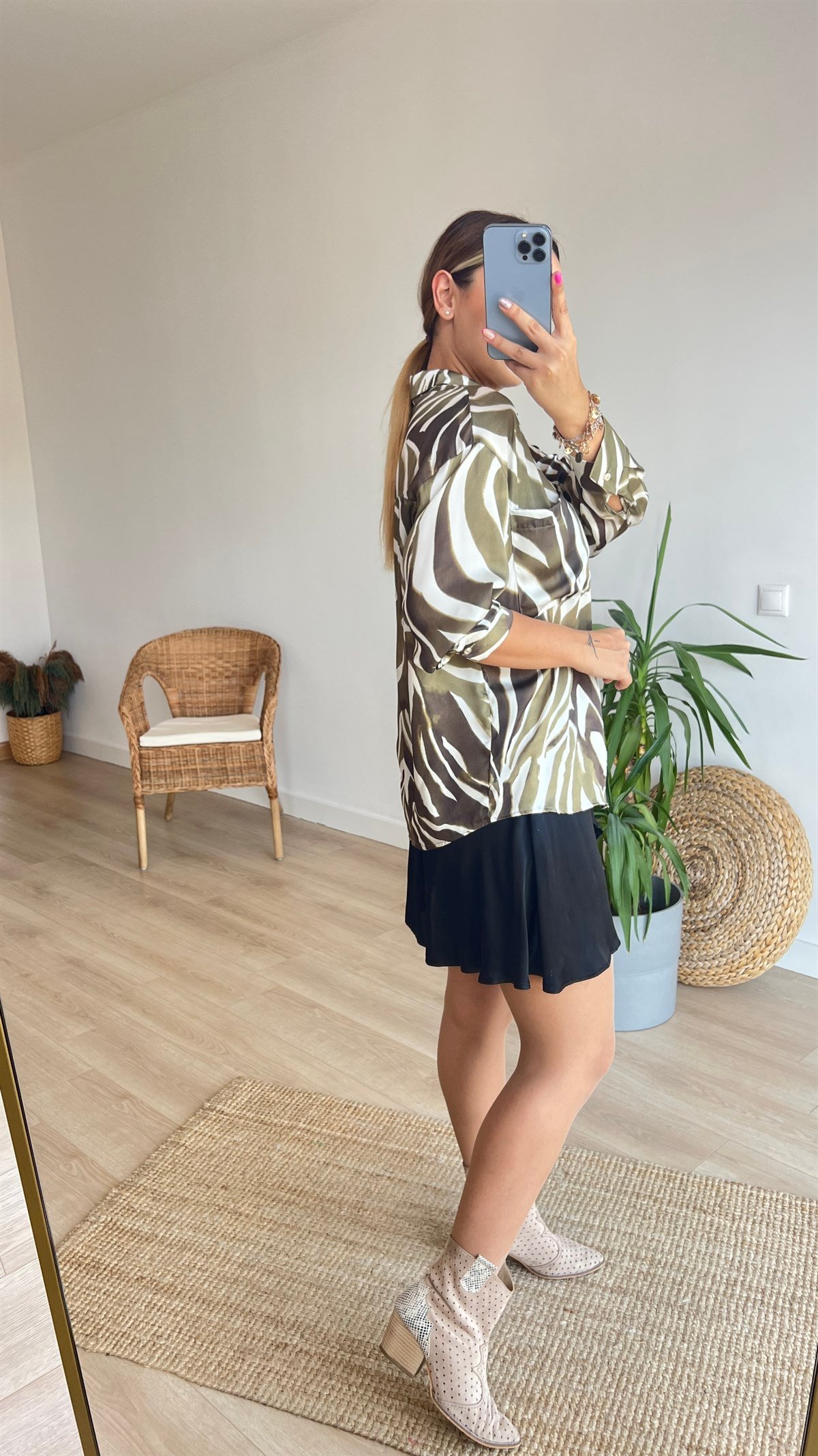 Zebra Desenli Saten Gömlek