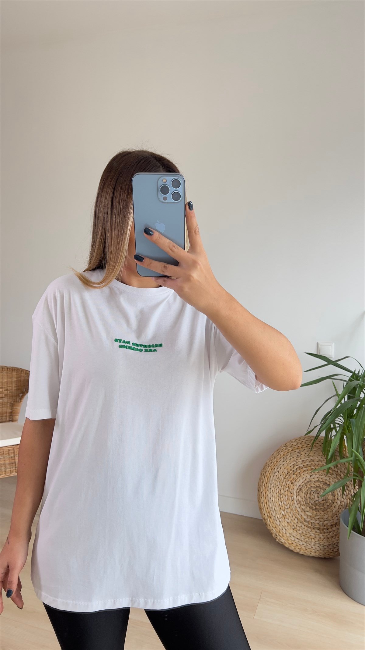 Yeşil Yazı Detaylı Basic Tshirt