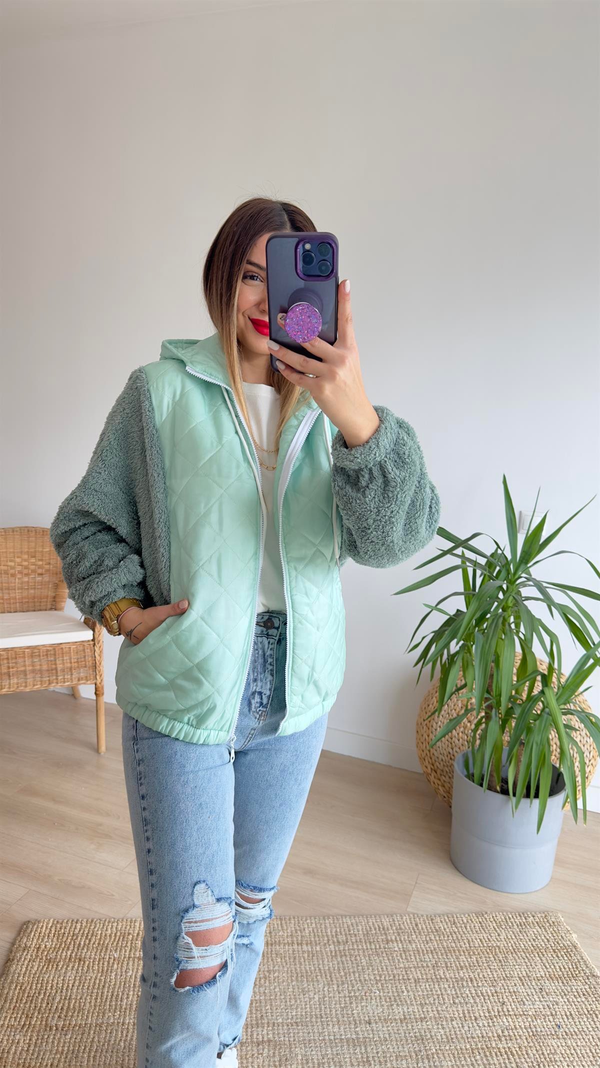 Peluş Detay Yeşil Kapitone Ceket