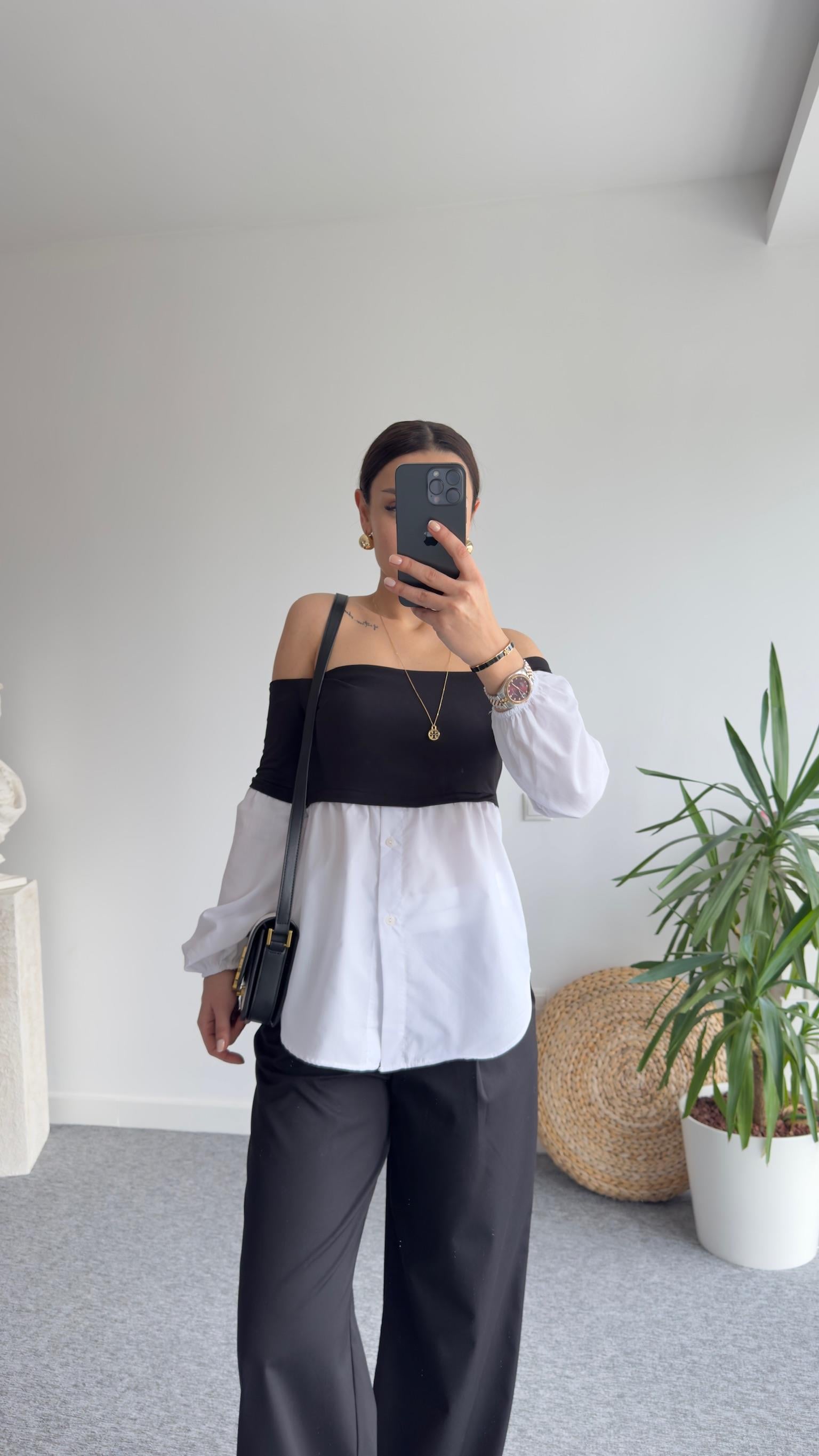 Madonna Yaka Gömlek Detay Sandy Bluz