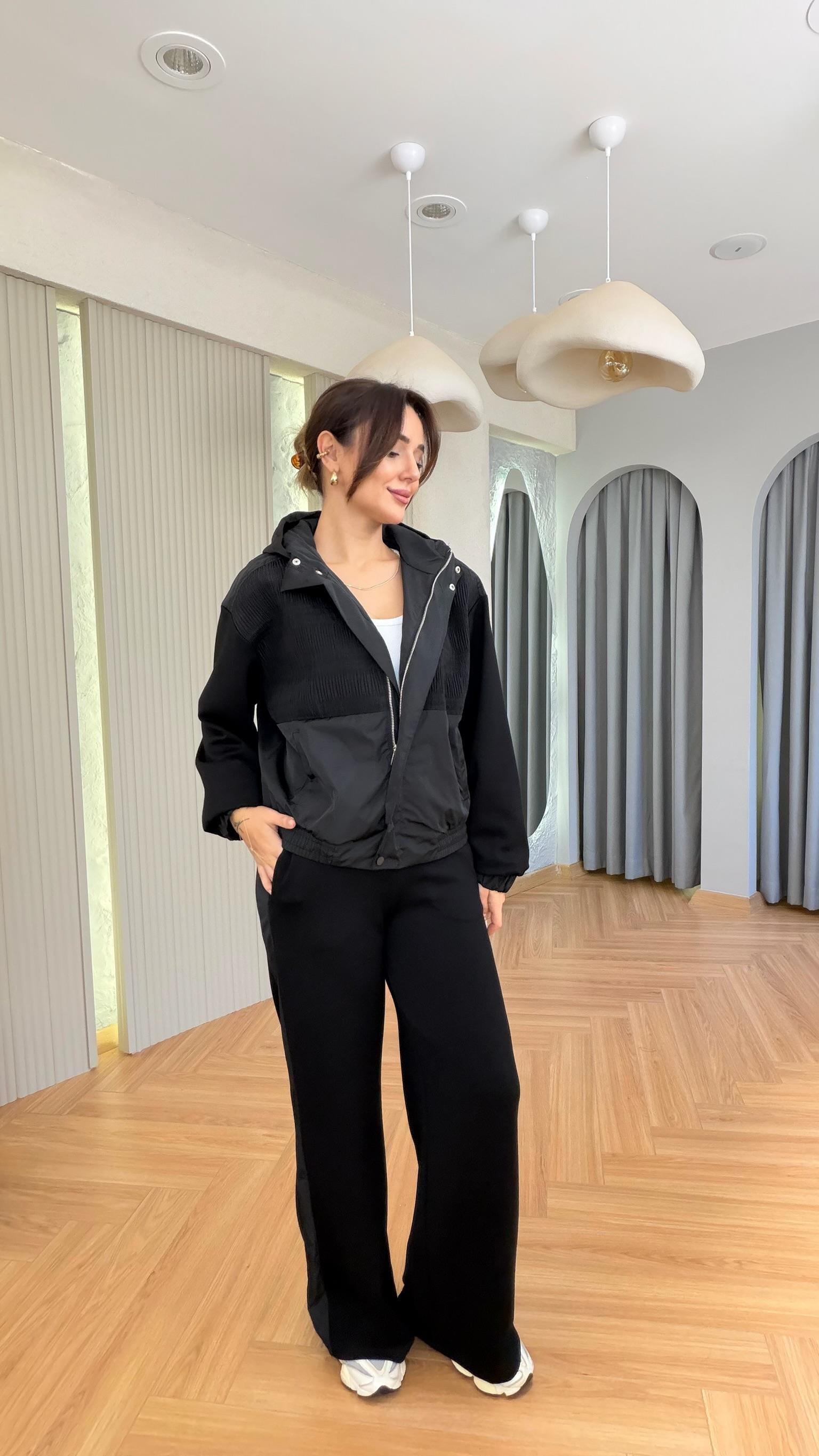 Siyah İpkyol Model Kapüşonlu Takım