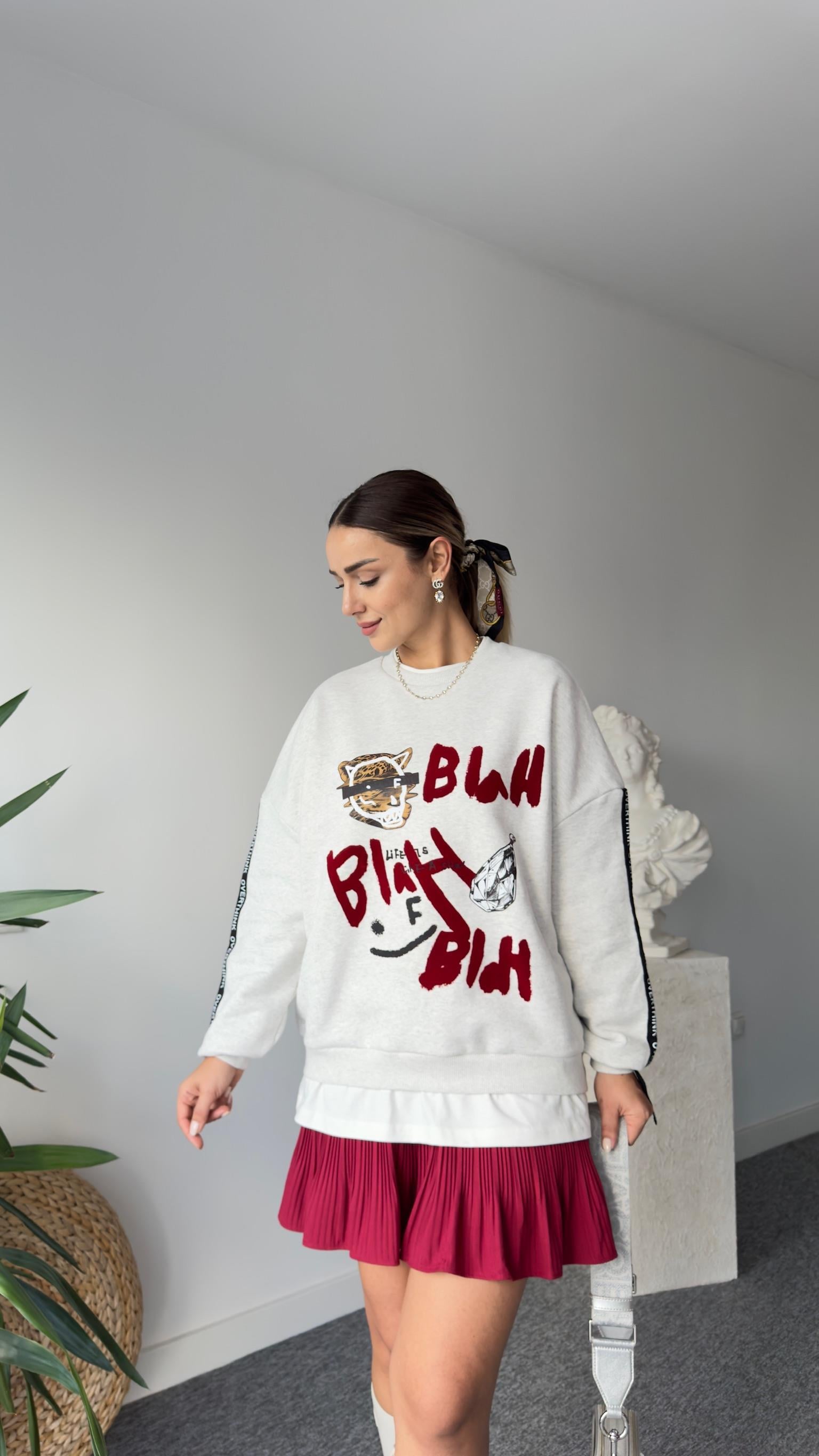 Nouve Kollar Şerit Yazılı Tasarım Sweatshirt