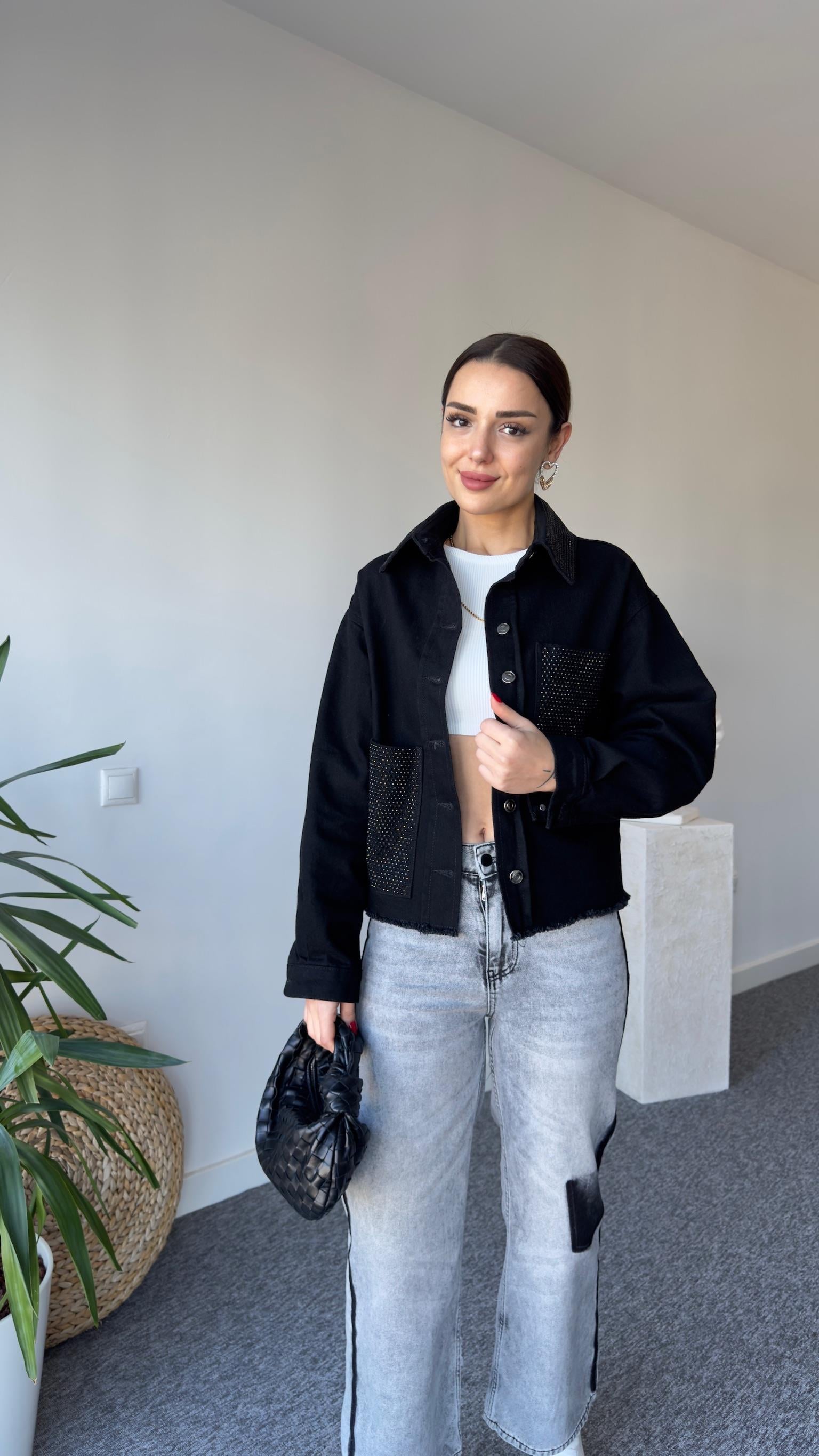 Orj Model Yaka Ve Cepler Taşlı Jean Ceket