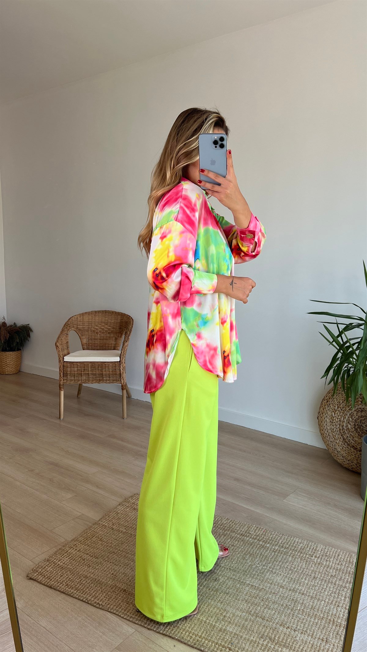 Zara Model Çok Renkli Saten Bluz