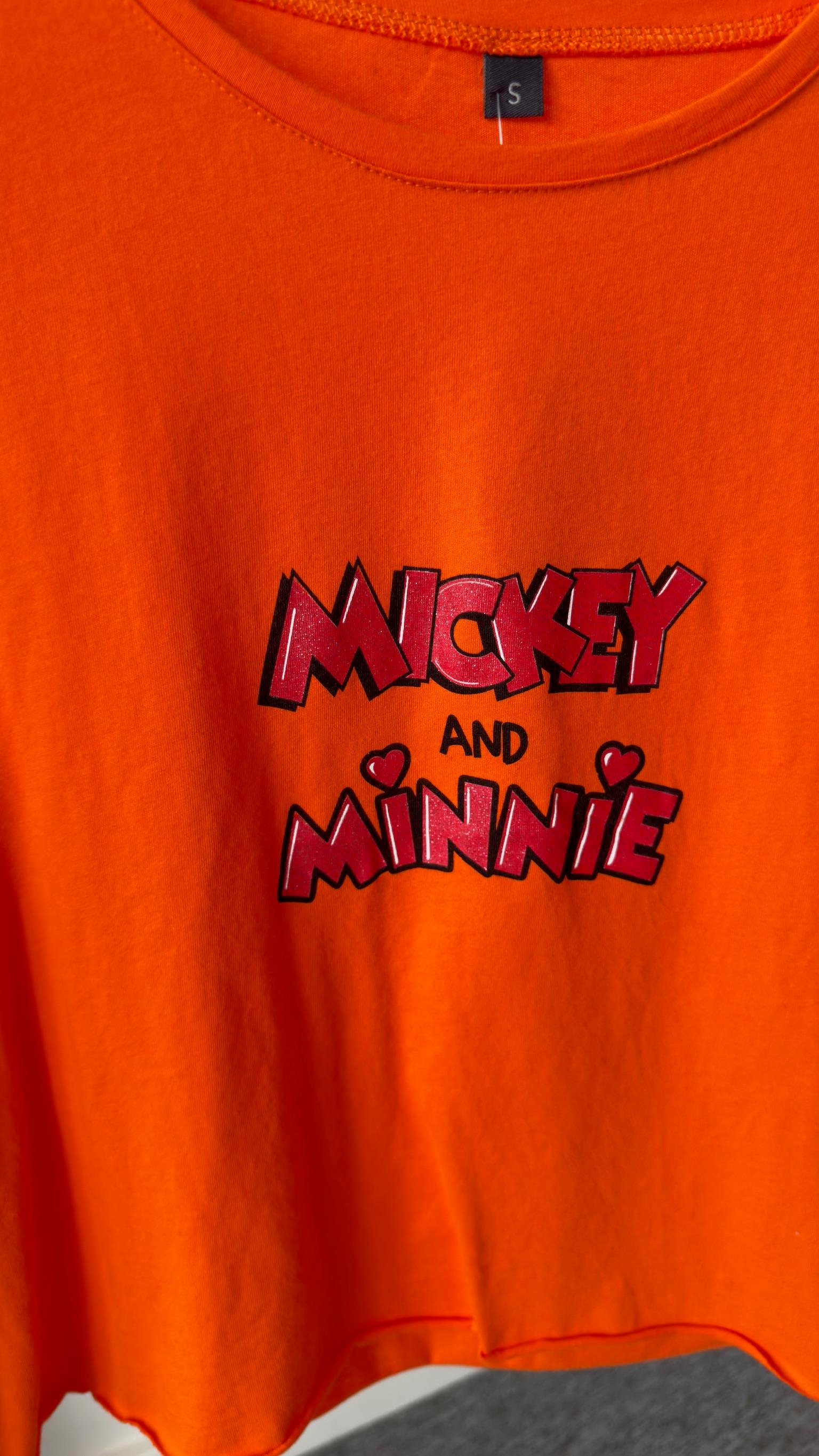 Turuncu Mickey Baskılı Şortlu Takım