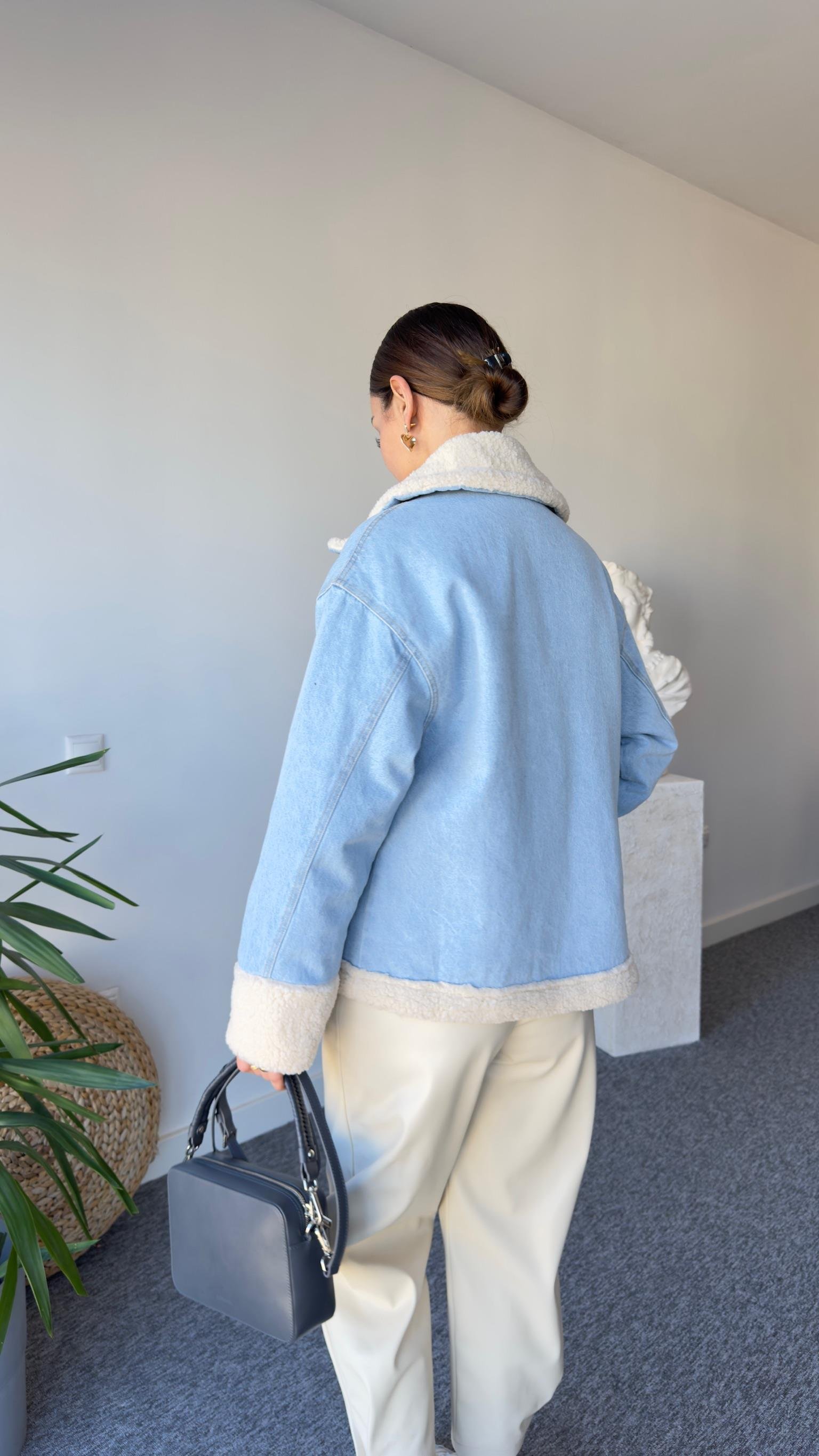 Marka Model İçi Peluş Kot Mont
