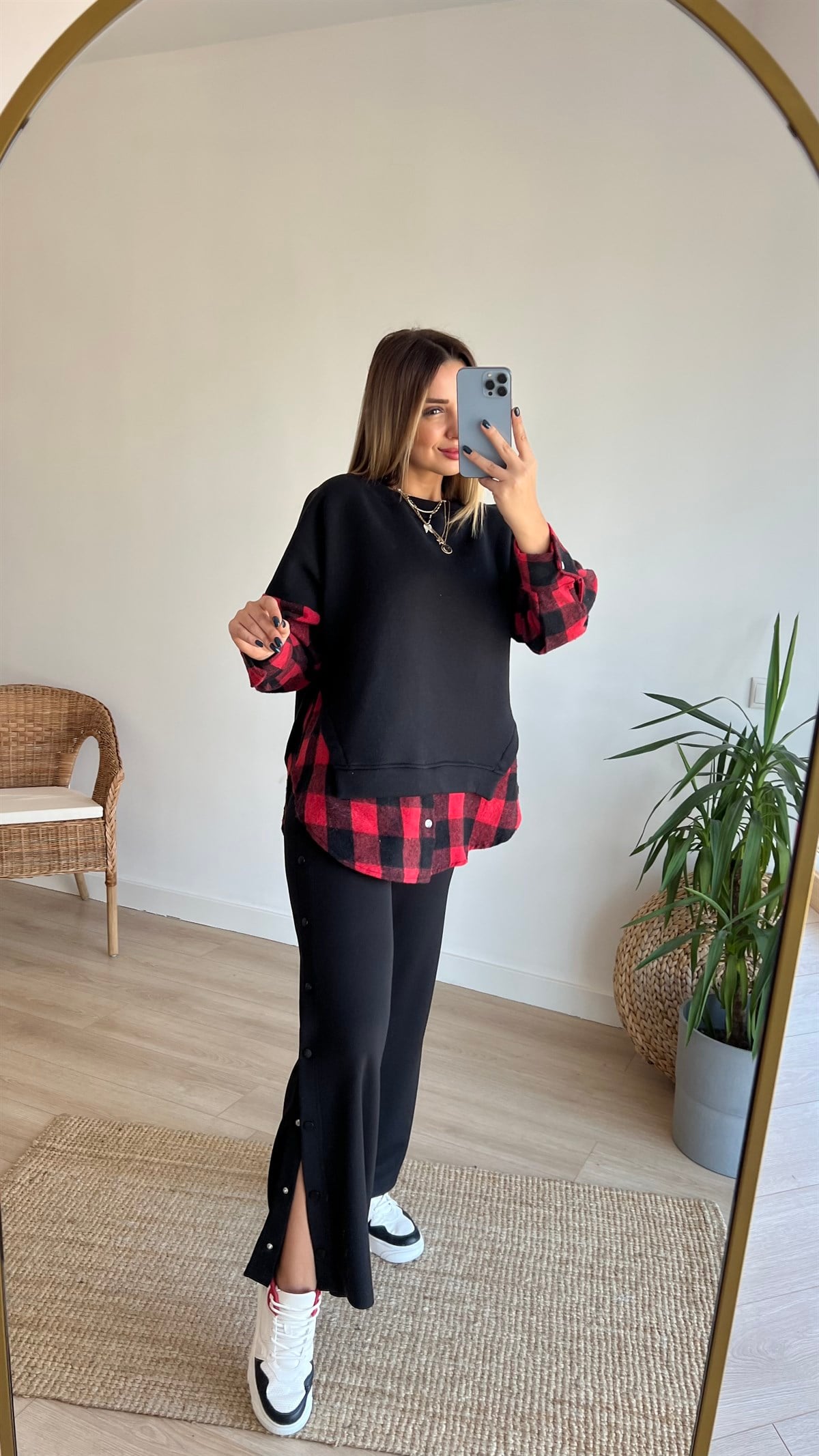 Kırmızı Ekose Detaylı Sweatshirt