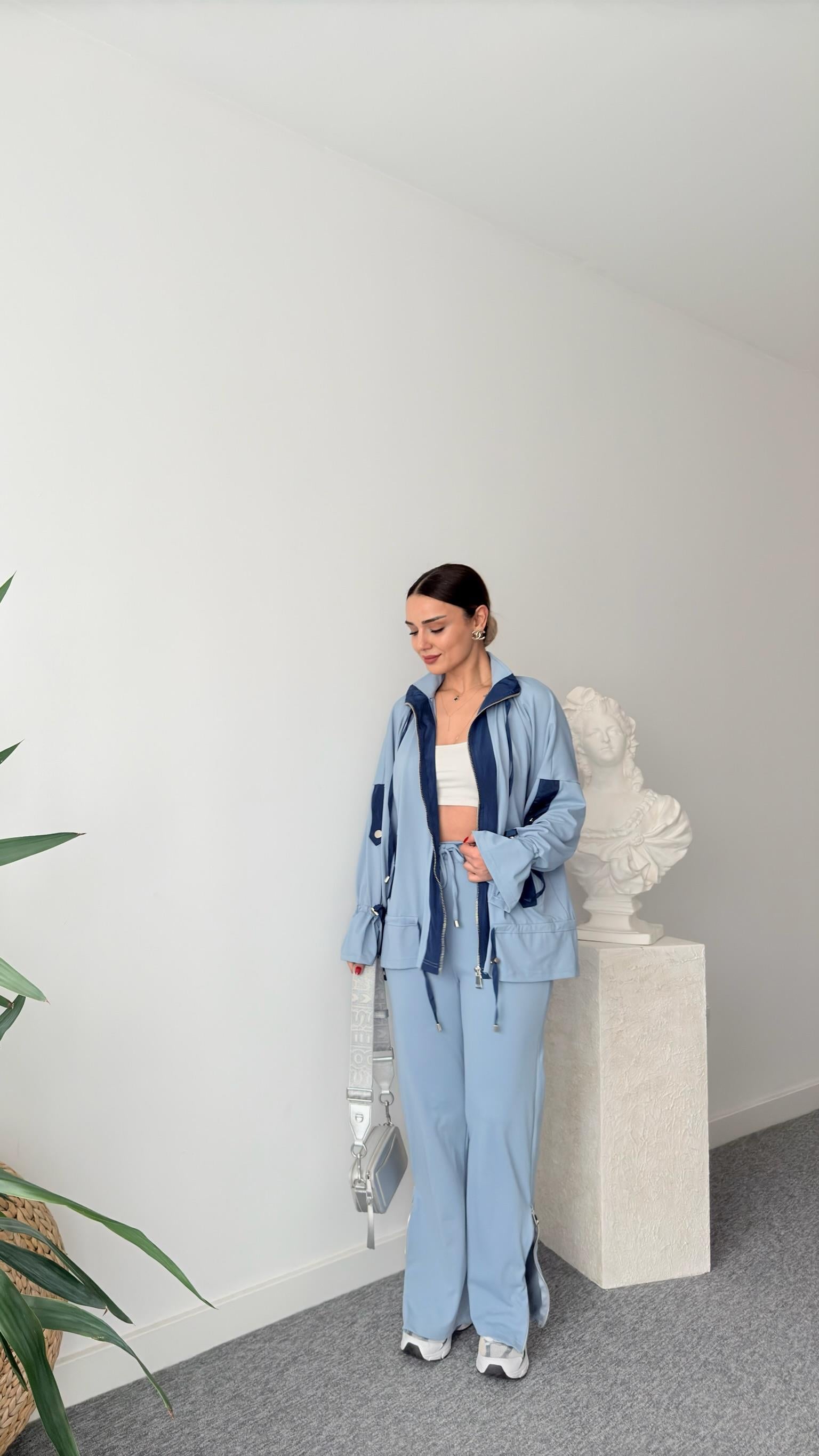 Mavi Brest Marka Model Premıum Takım