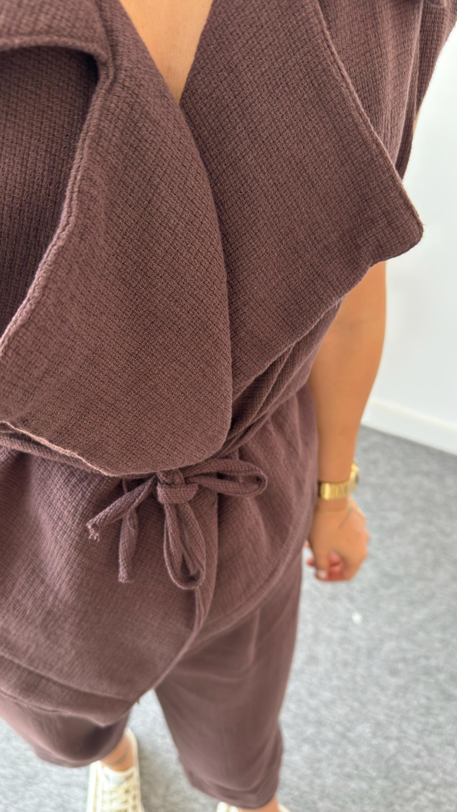 Kahve Weren Yelekli Keten Takım 