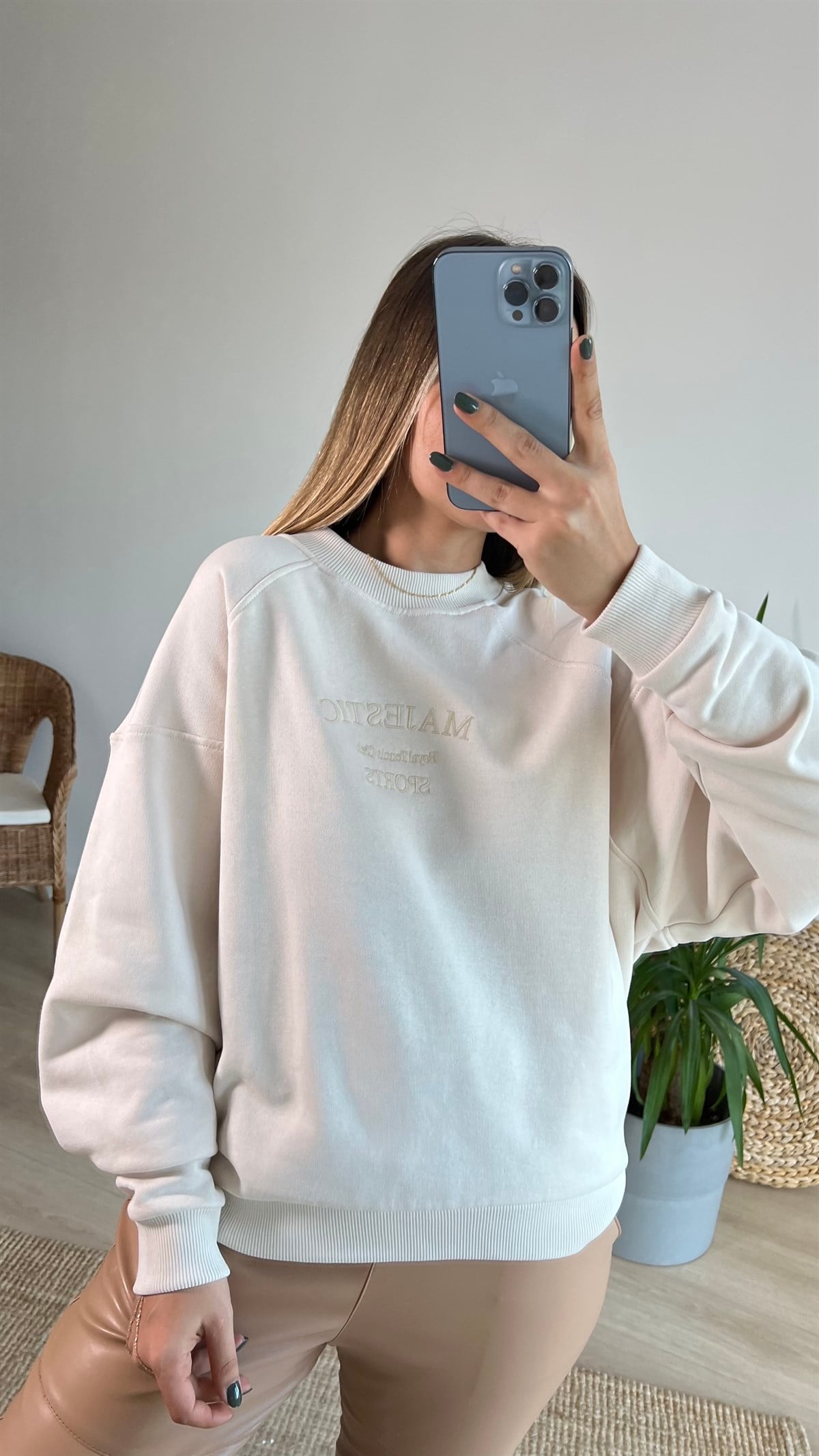 Orijinal Marka Yazı Detaylı Bej Sweat