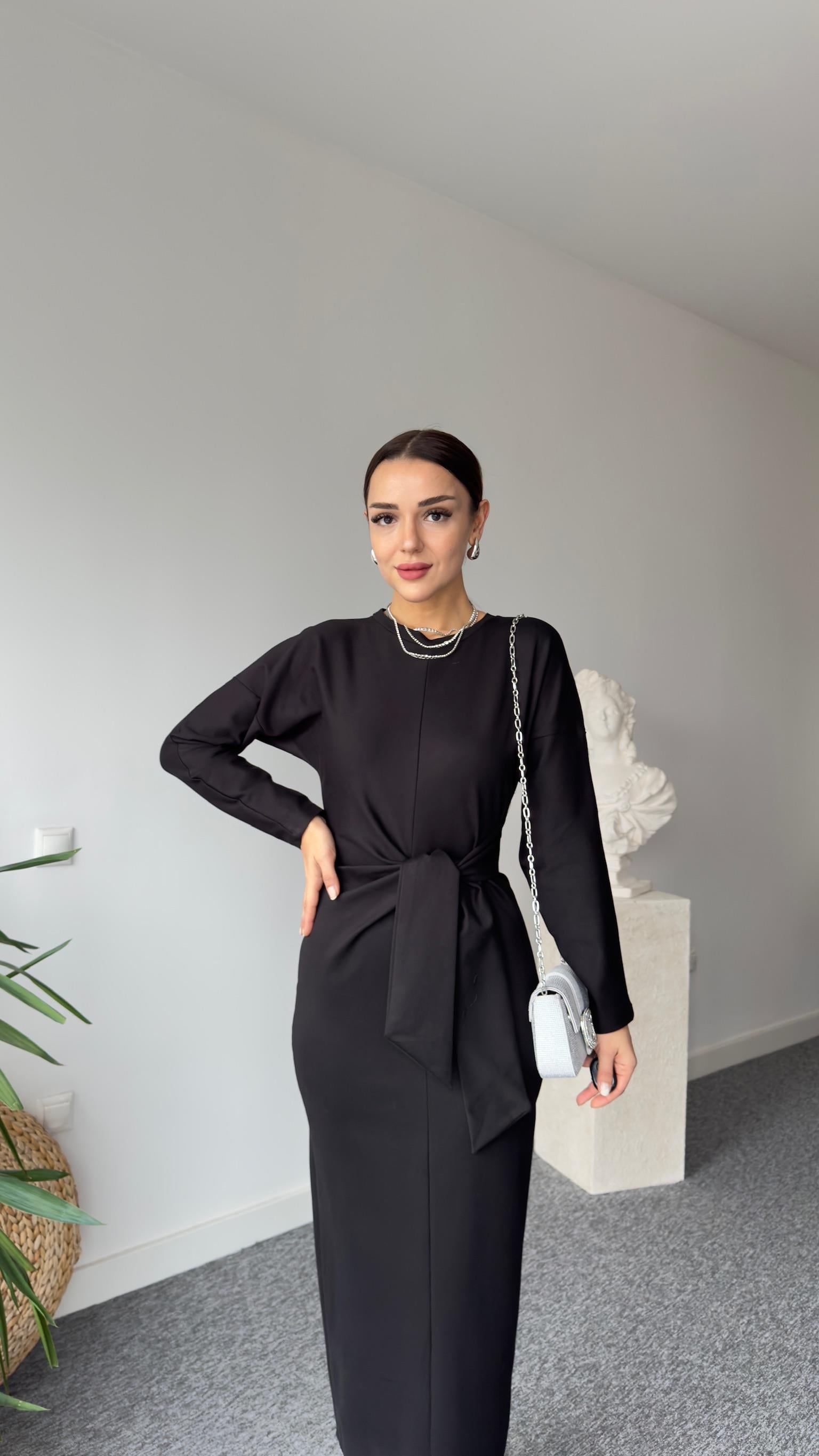 Orj  Model Ön Fiyonklu Çelik Örme Elbise