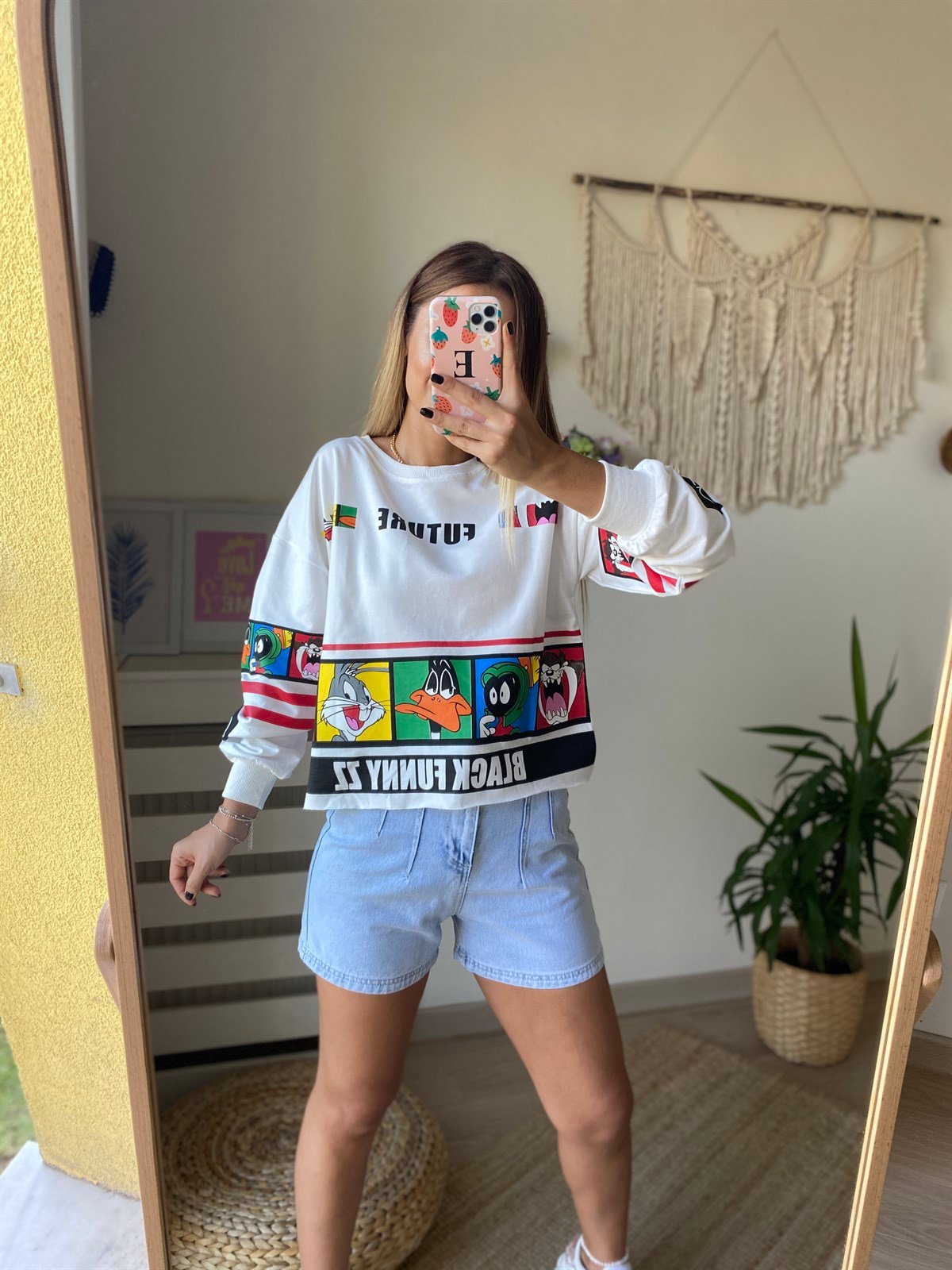 Karakter Baskı Beyaz Sweatshirt