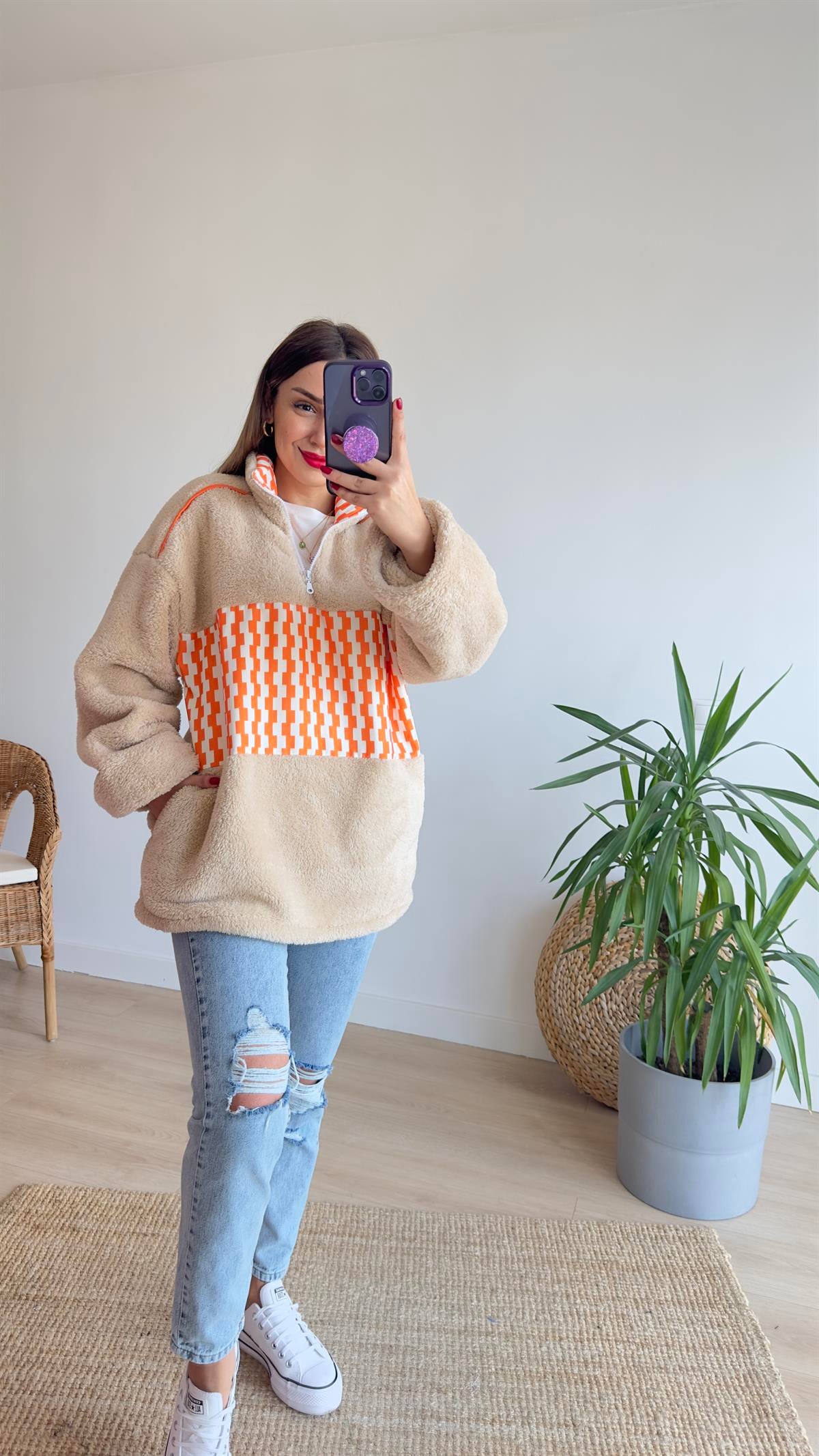 Turuncu Desenli Peluş Sweat