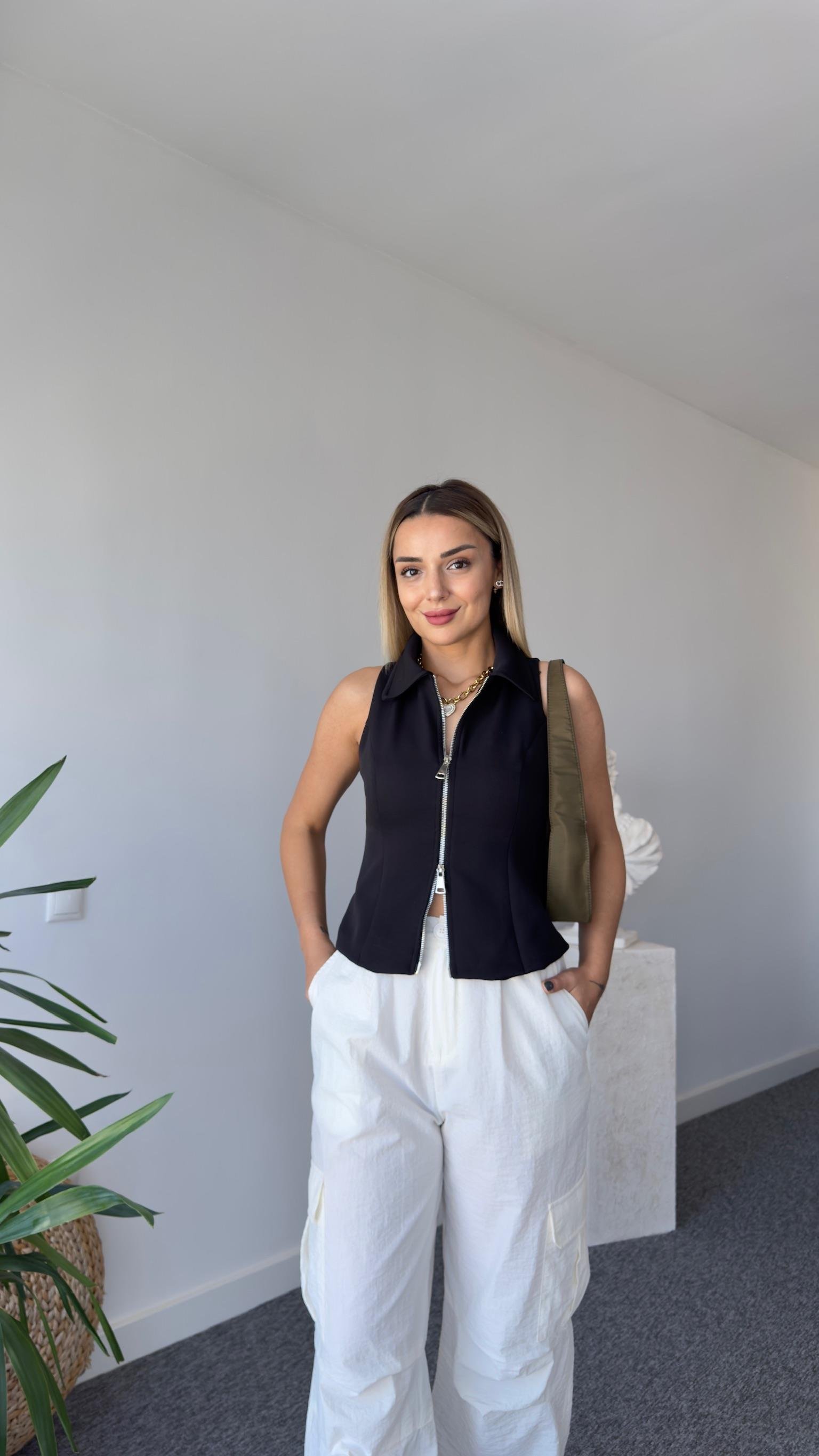 Çift Fermuarlı Siyah Yelek