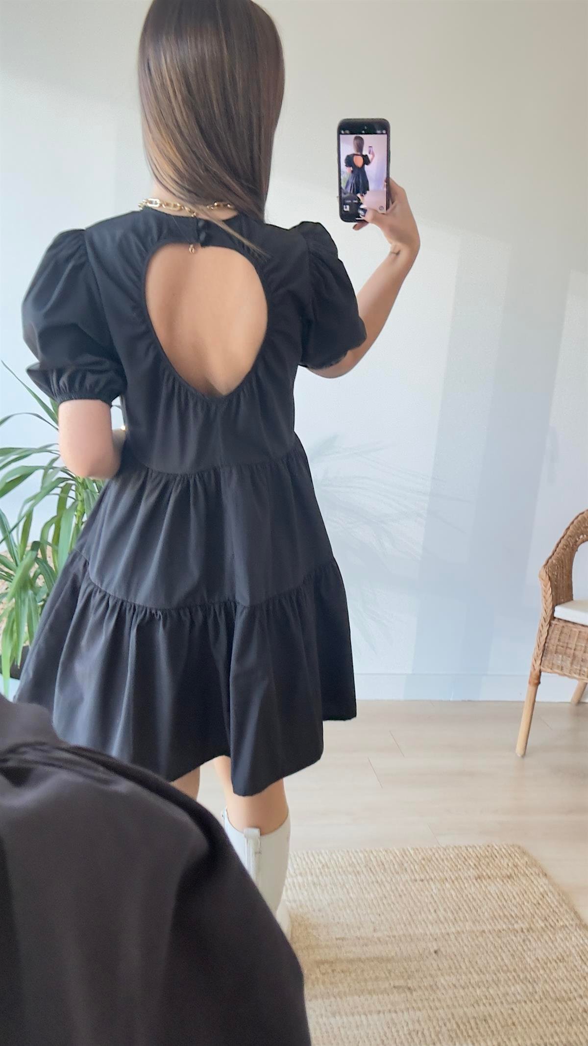 Sırt Pencereli Siyah Poplin Elbise