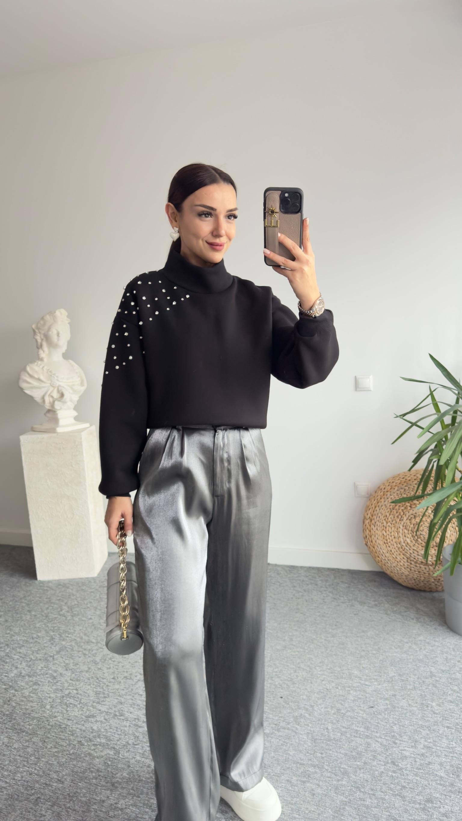 Dik Yaka Taş Detaylı Zra Model Sweat