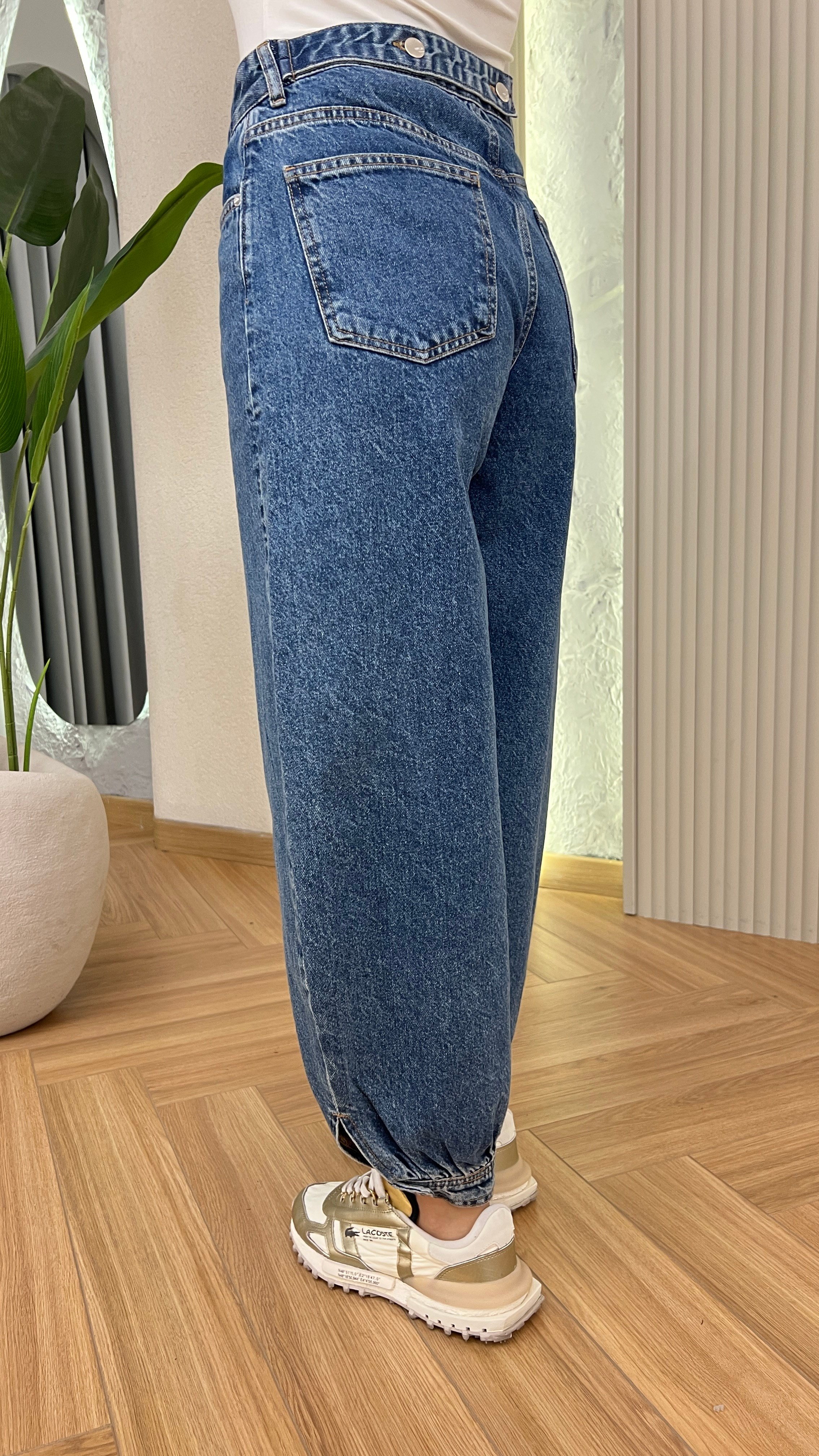 Mavi Manza Paça Detaylı Balon Jean