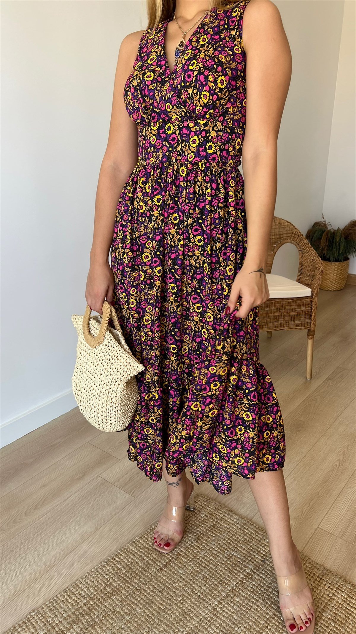 Orijinal Marka Kuşaklı Floral Desen Elbise