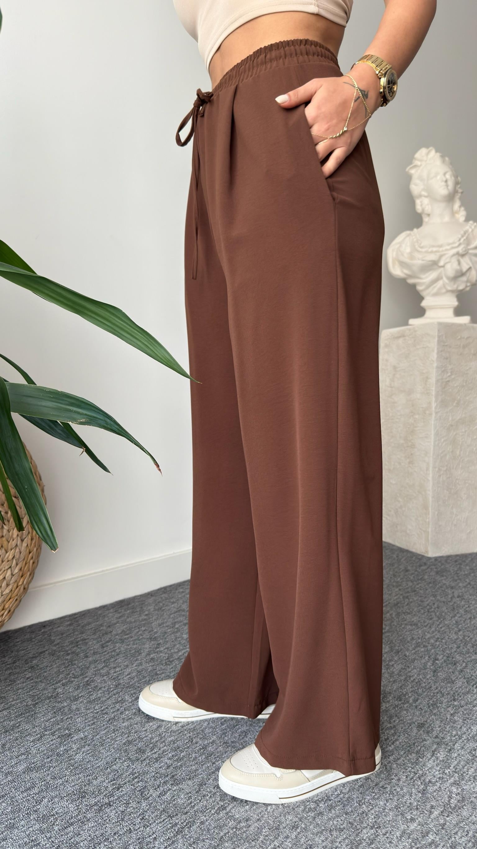 Kahve Jovo Asimetrik Kesim Vatkalı Takım