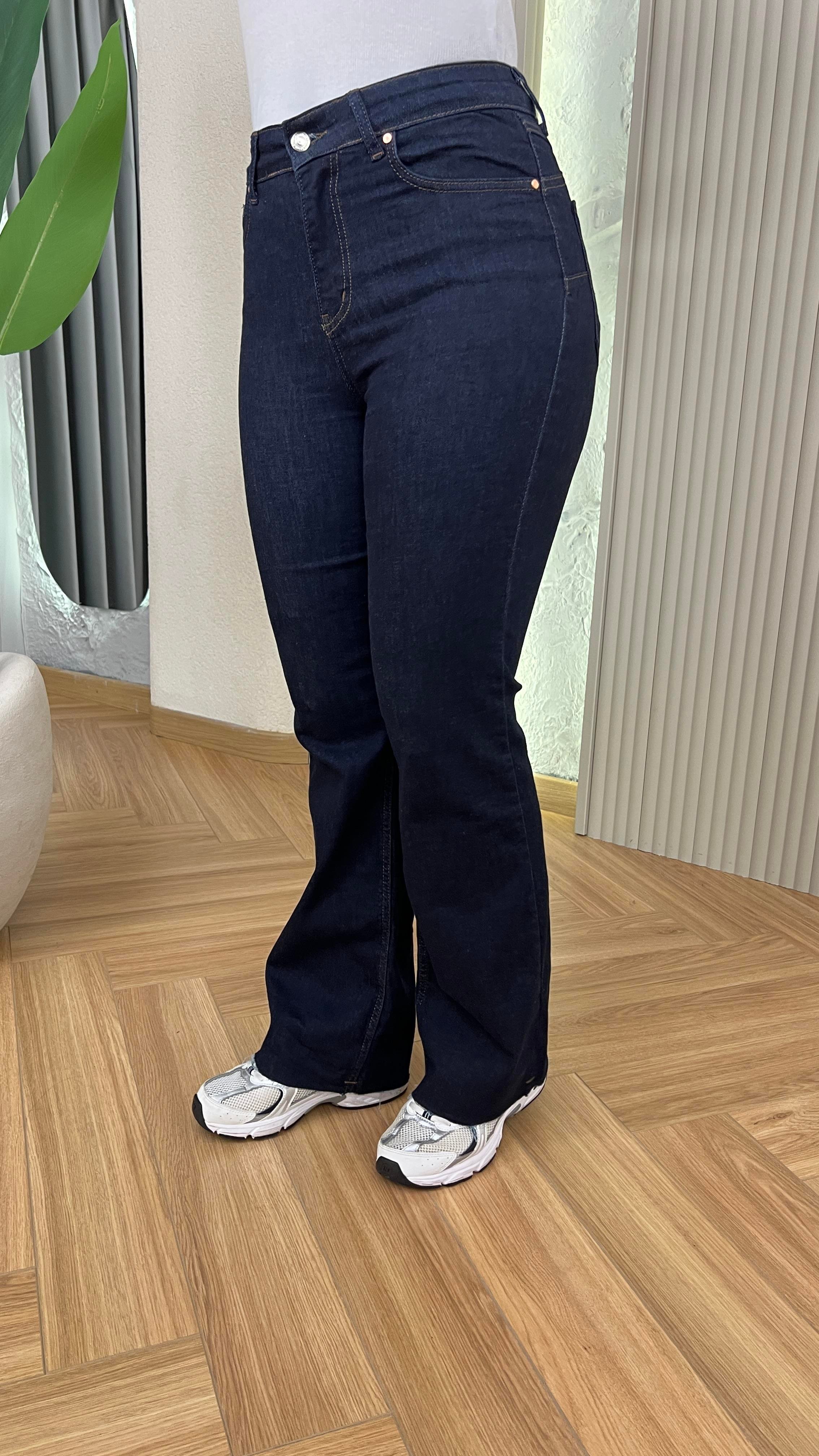 Lacivert Push Up Etkili Jean