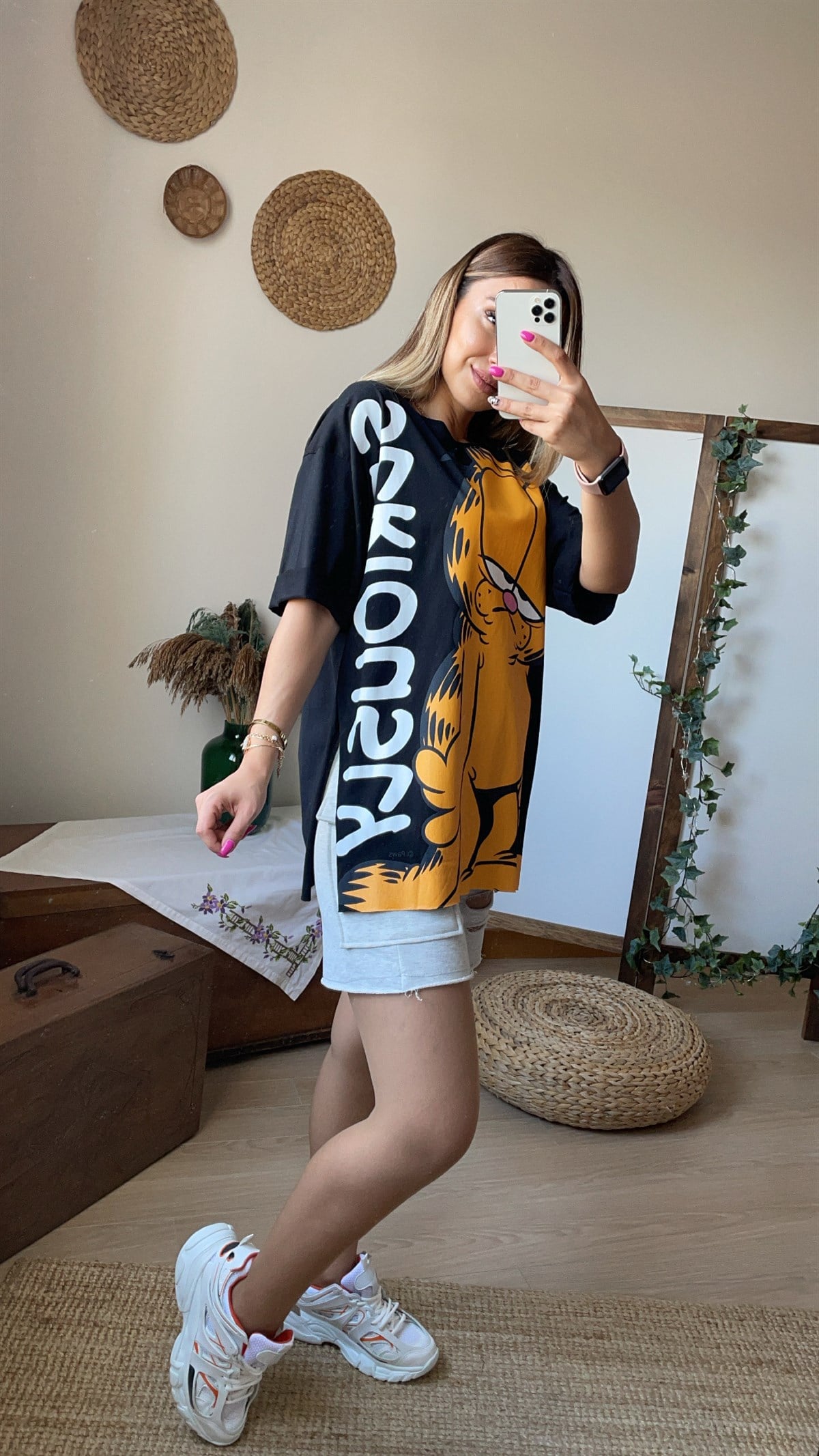 Garfield Baskılı Siyah Tshirt