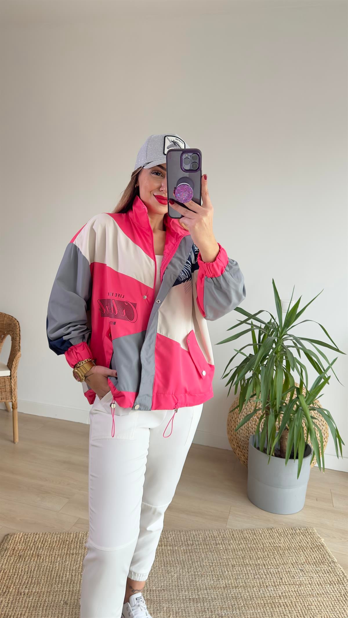 Pembe Renk Geçişli Yağmurluk