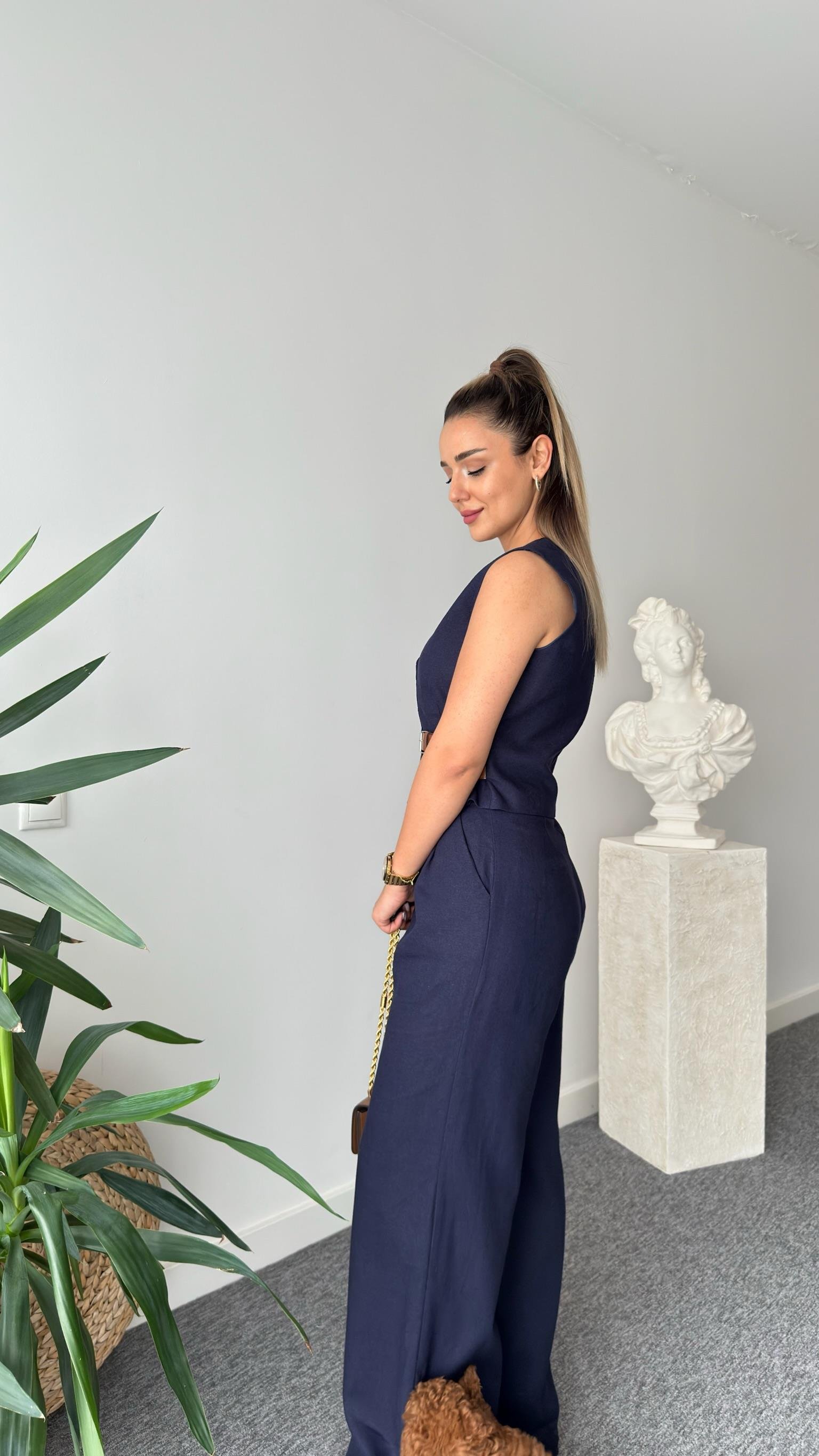 Pevil Kemer Detaylı Lacivert Yelek Pantolon Takım