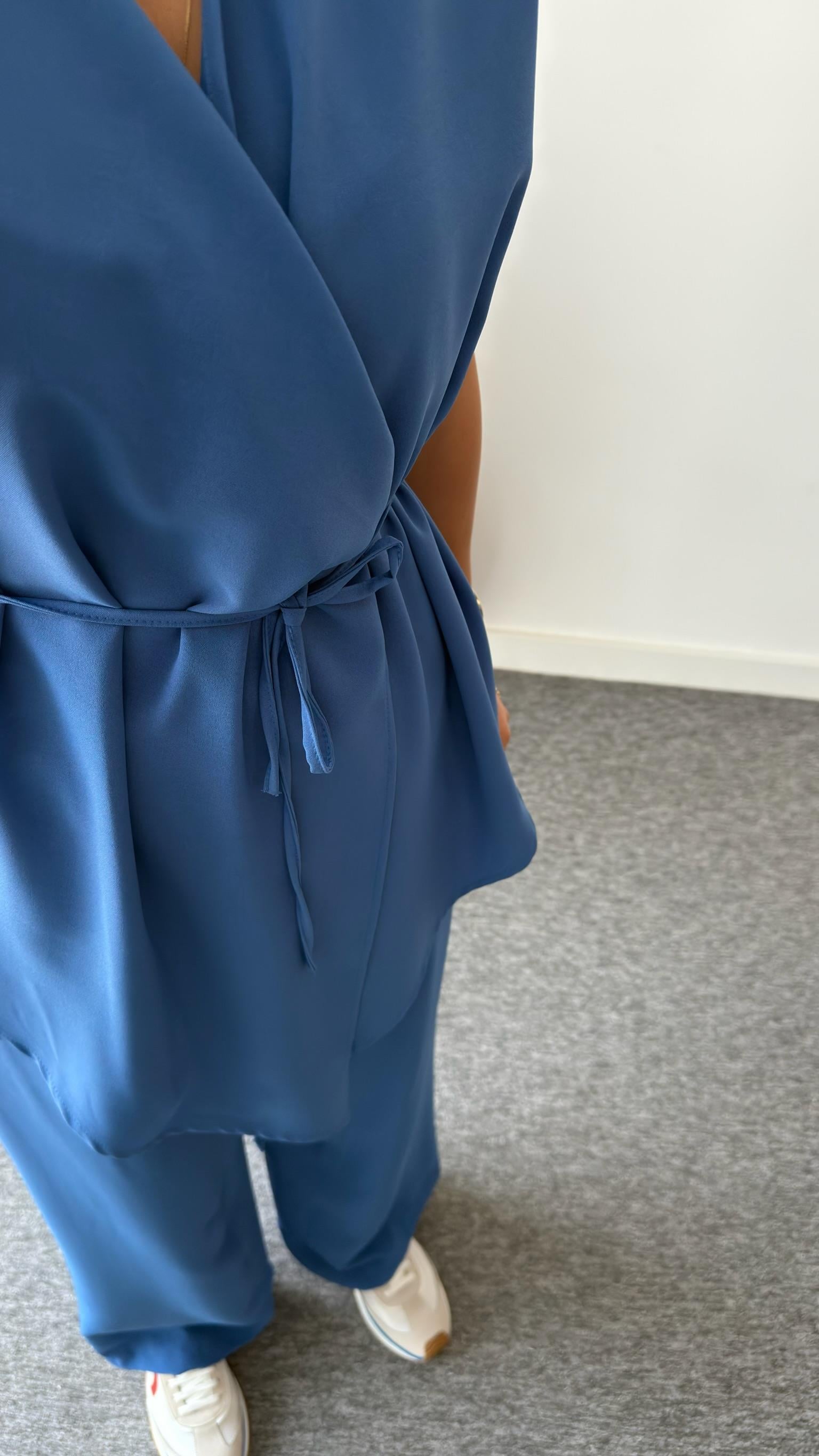 Mavi Jovo Asimetrik Kesim Vatkalı Takım