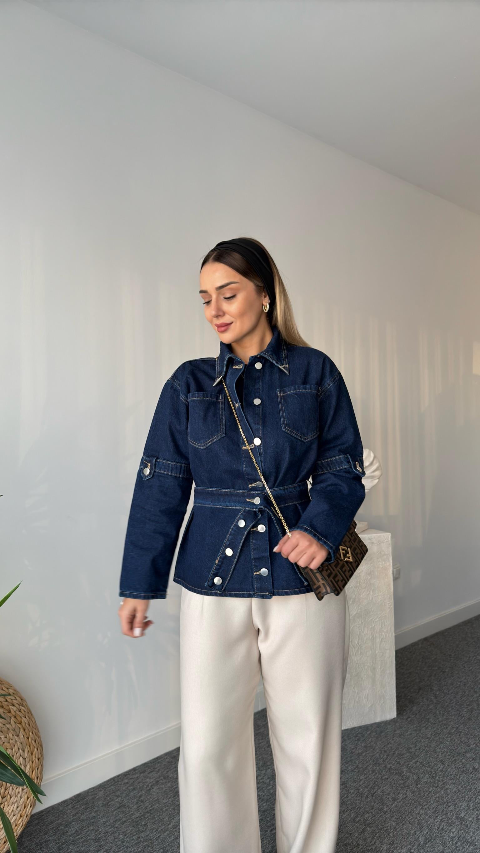 Gray Marka Model Aksesuarlı Kot Ceket
