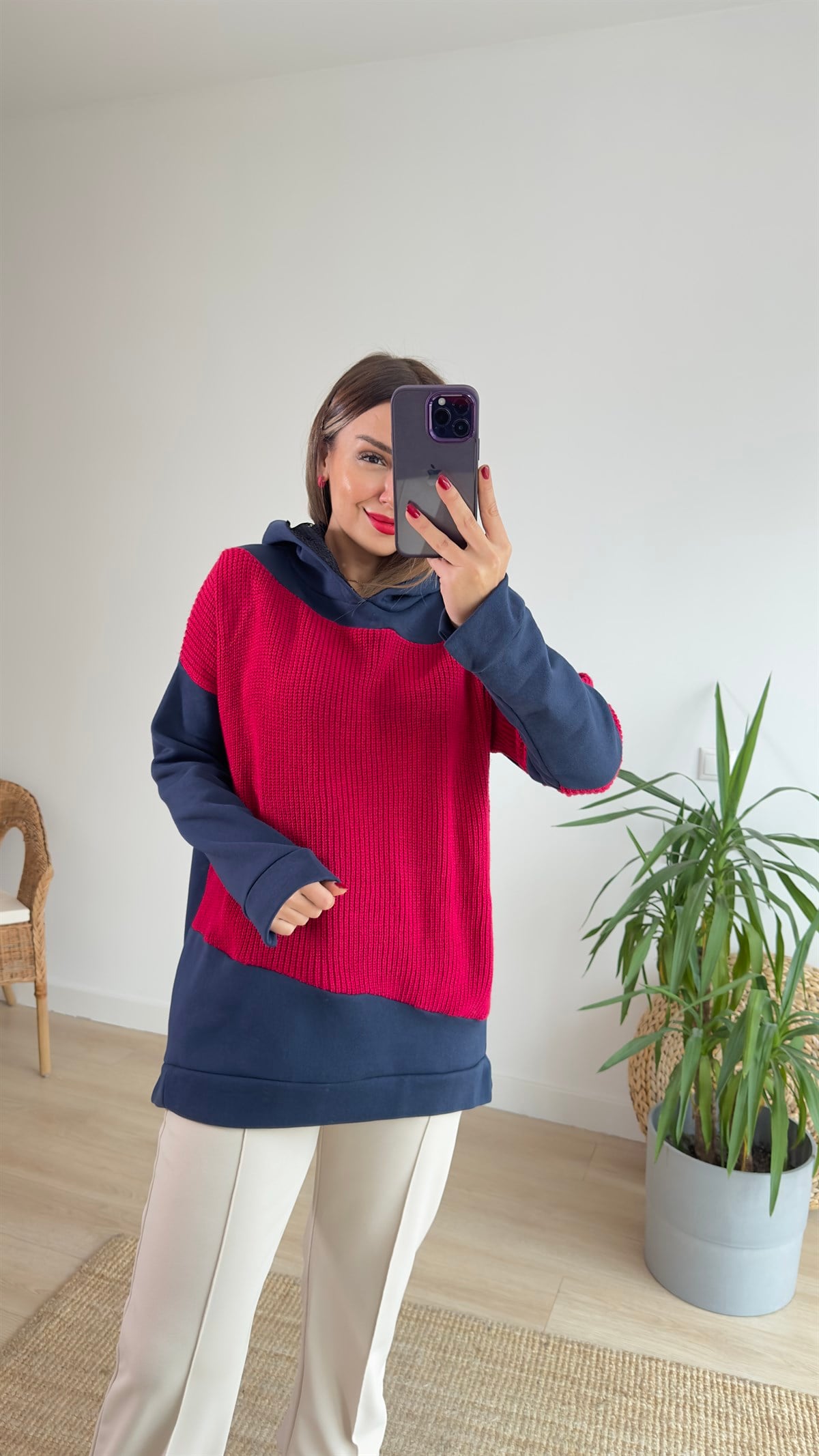 Triko Detaylı Lacivert Sweat