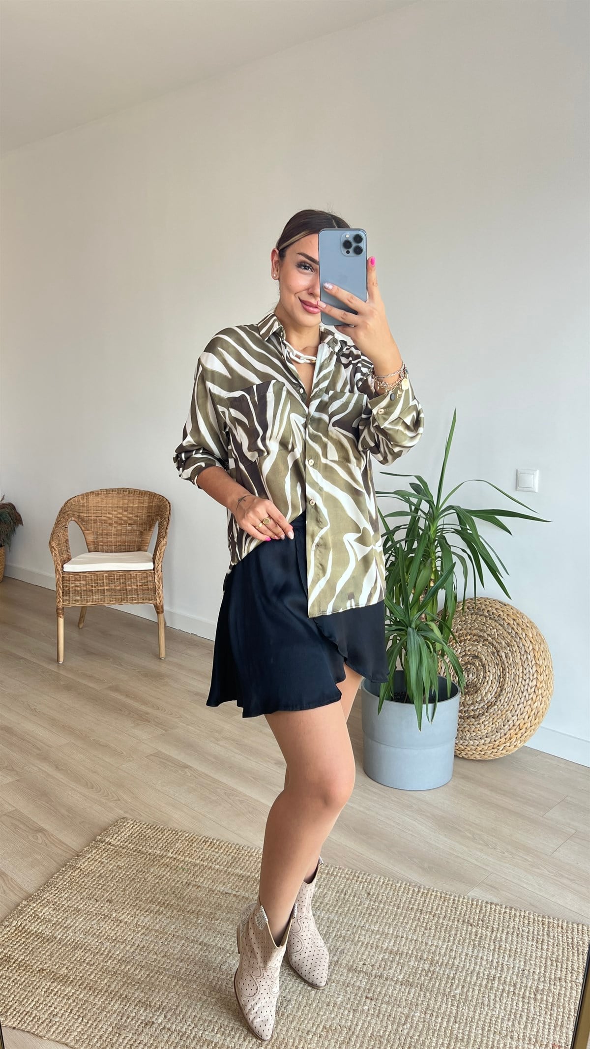 Zebra Desenli Saten Gömlek