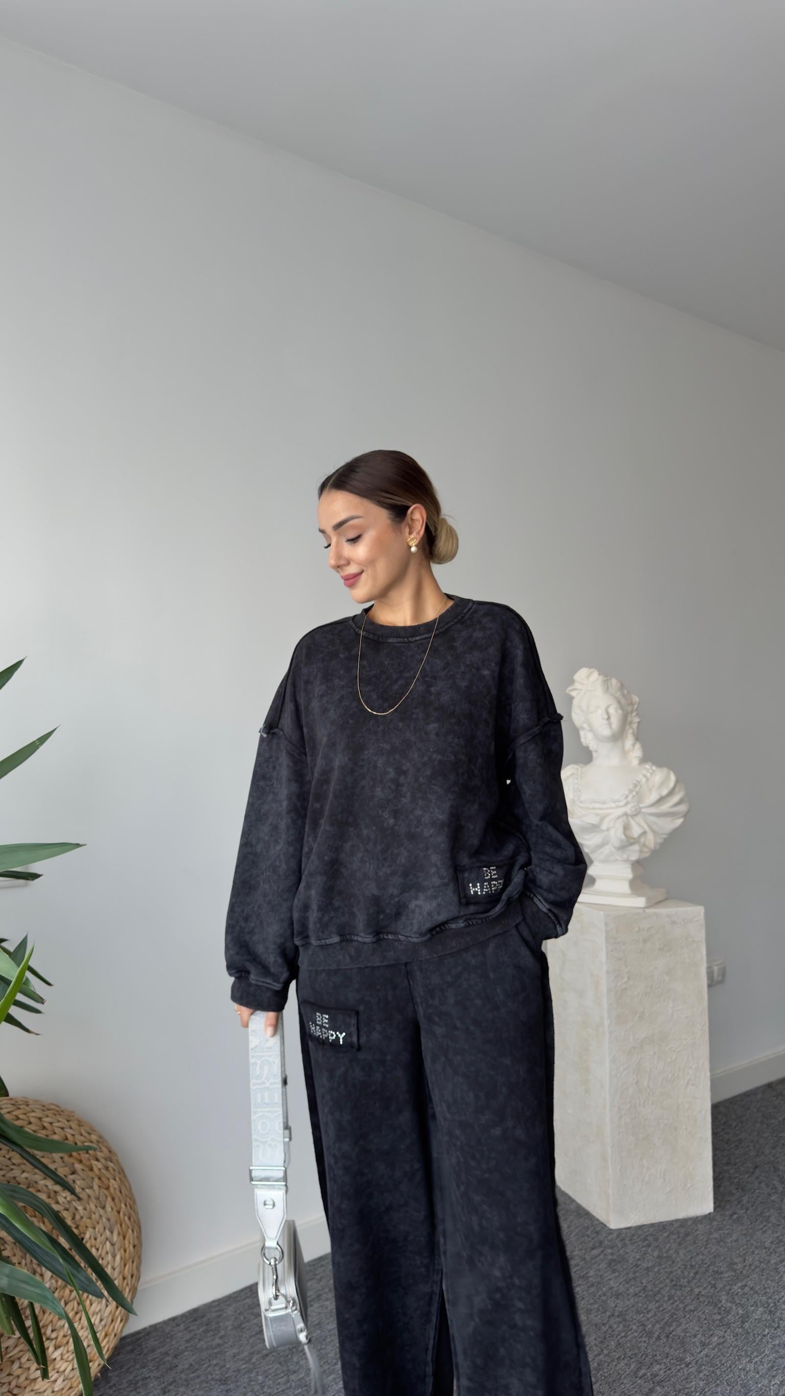 Taş Yazı Detaylı Yıkamalı Antrasit Eşofman Takımı