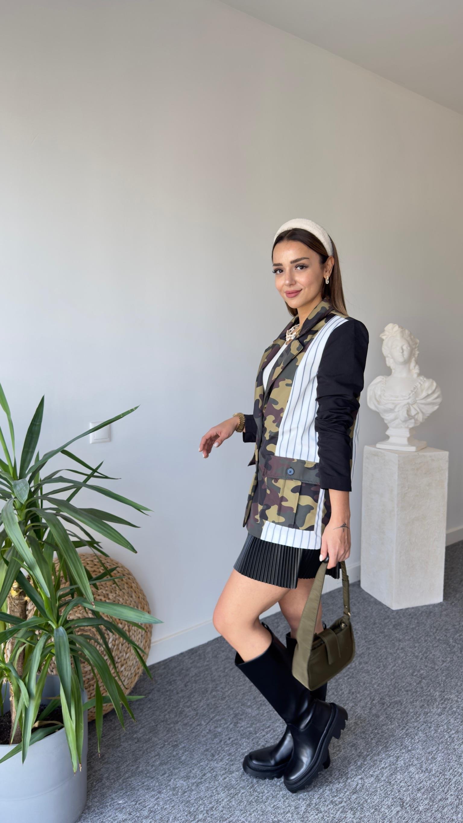 Kamuflaj Detay Tasarım Blazer Ceket