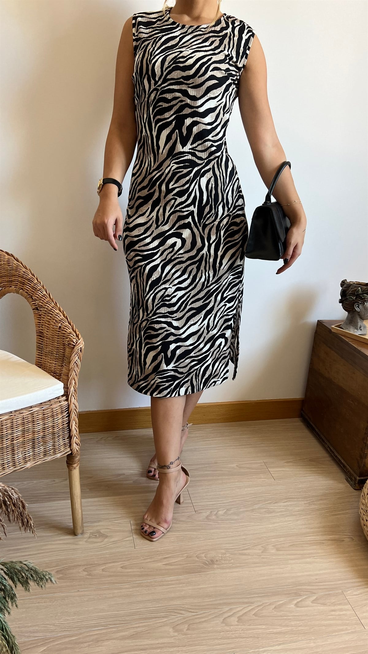 Kahve Yırtmaçlı Zebra Desen Elbise